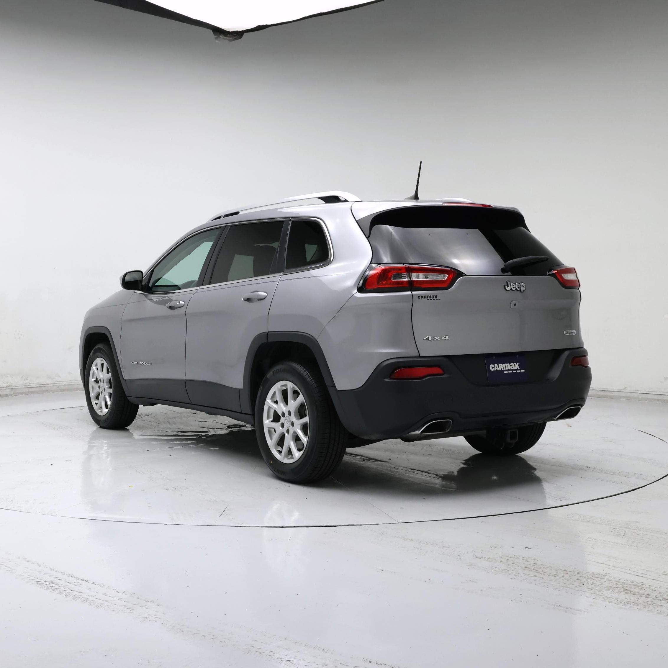 Thumbnail: 2017 Jeep Cherokee - 2