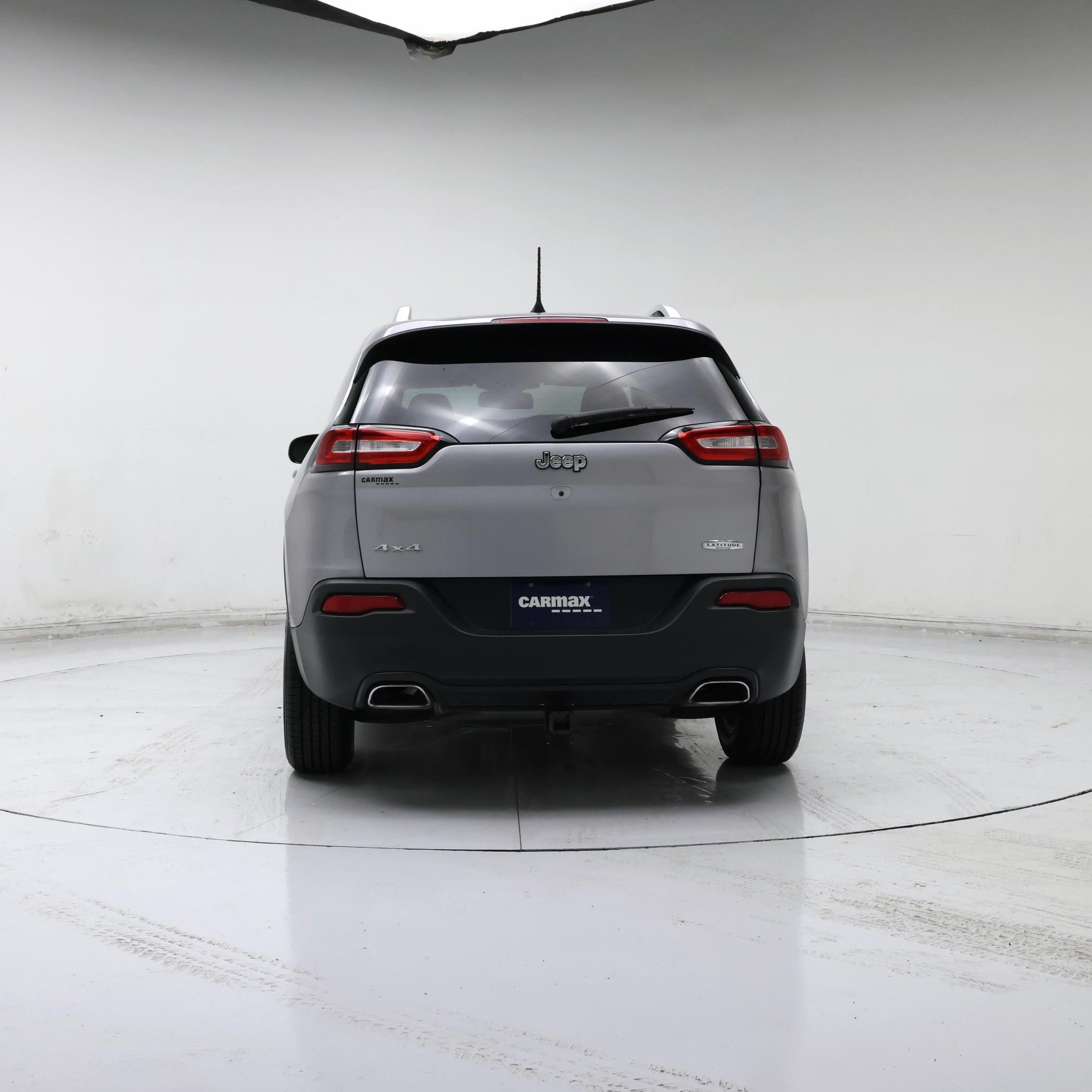 Thumbnail: 2017 Jeep Cherokee - 6