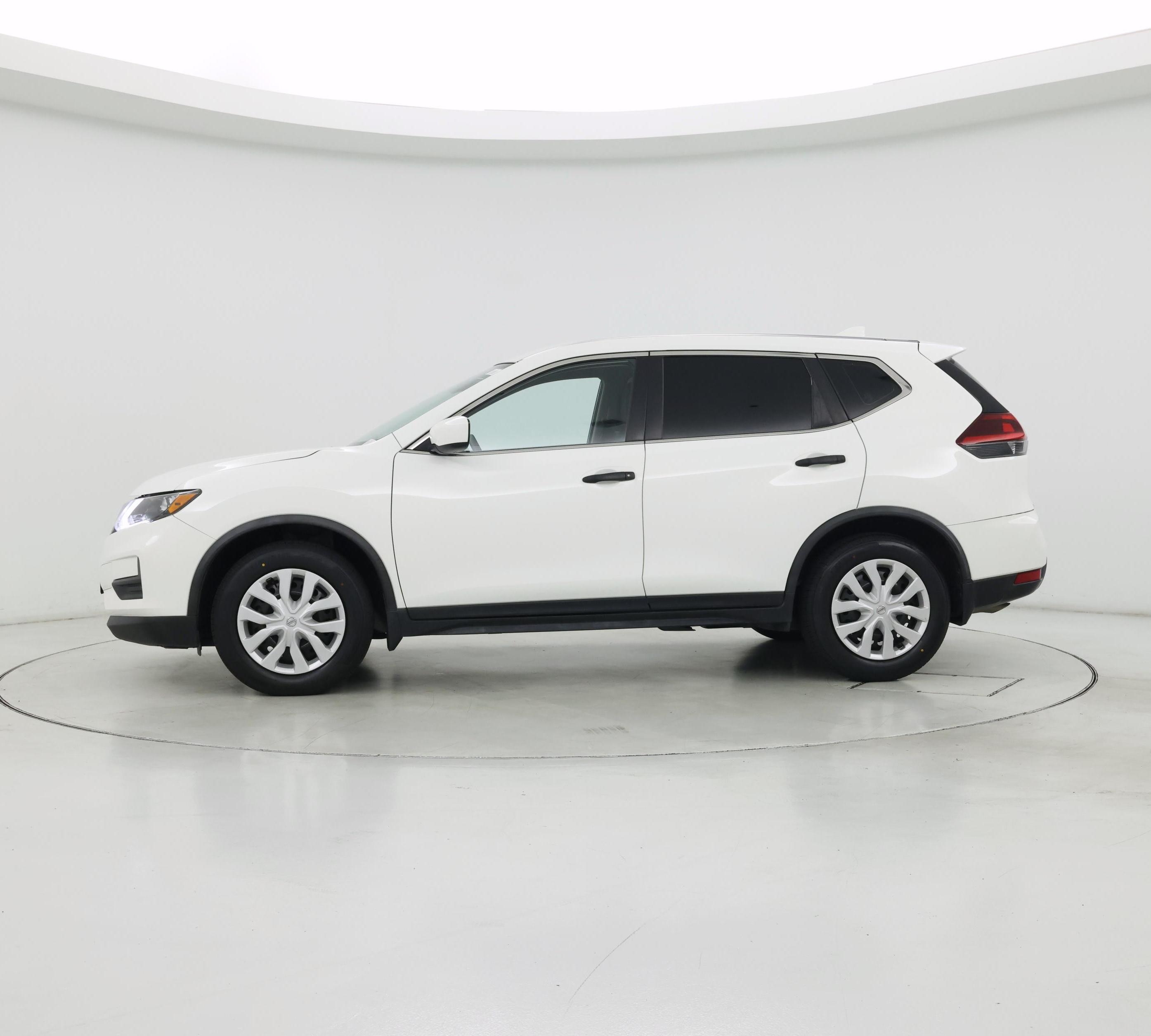 Thumbnail: 2020 Nissan Rogue - 3