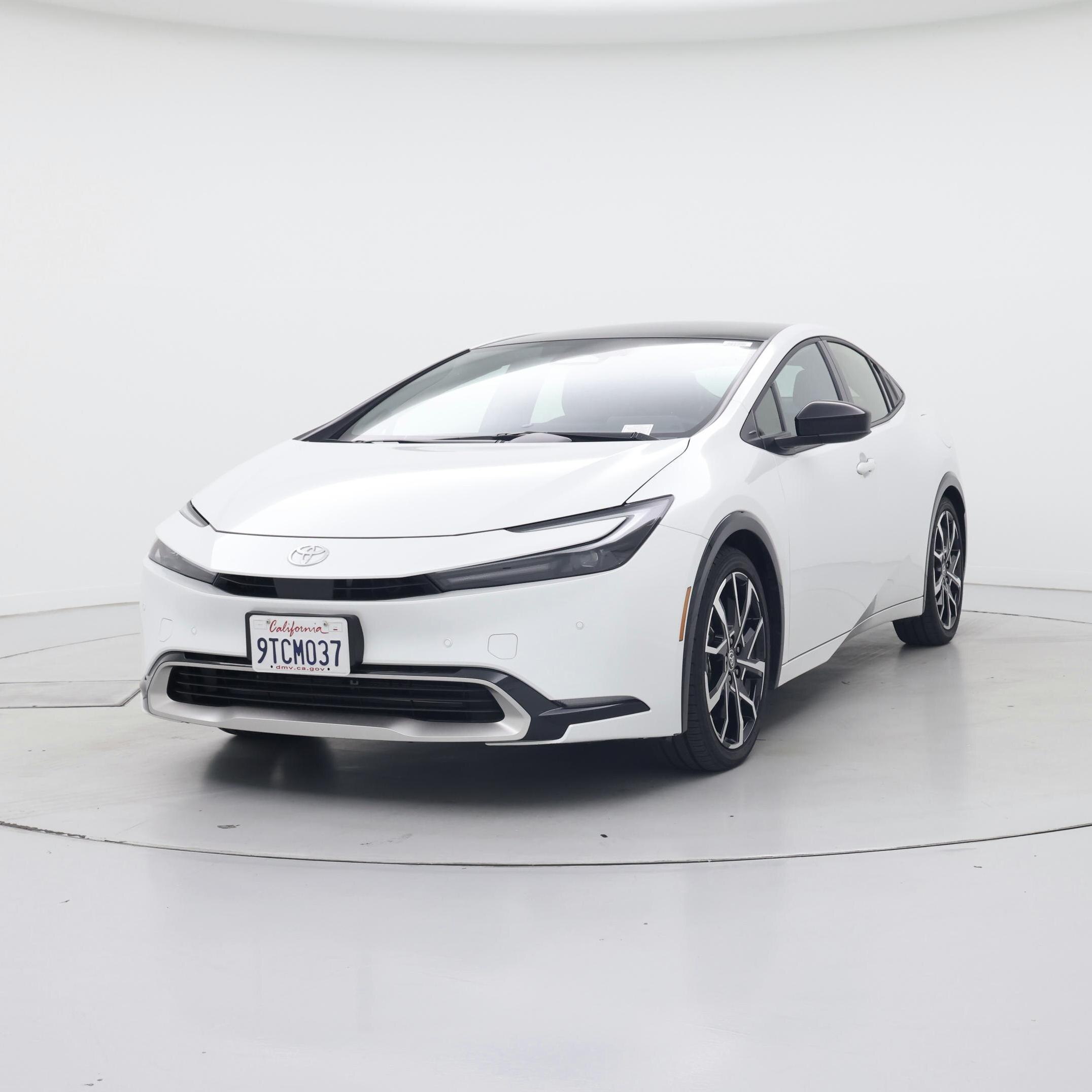 Thumbnail: 2024 Toyota Prius Prime - 4
