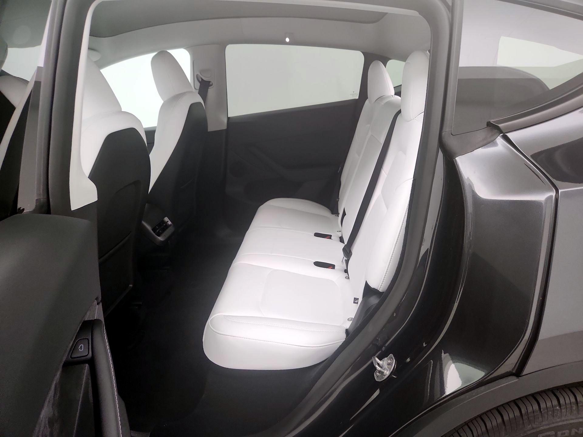 Thumbnail: 2025 Tesla Model Y - 18
