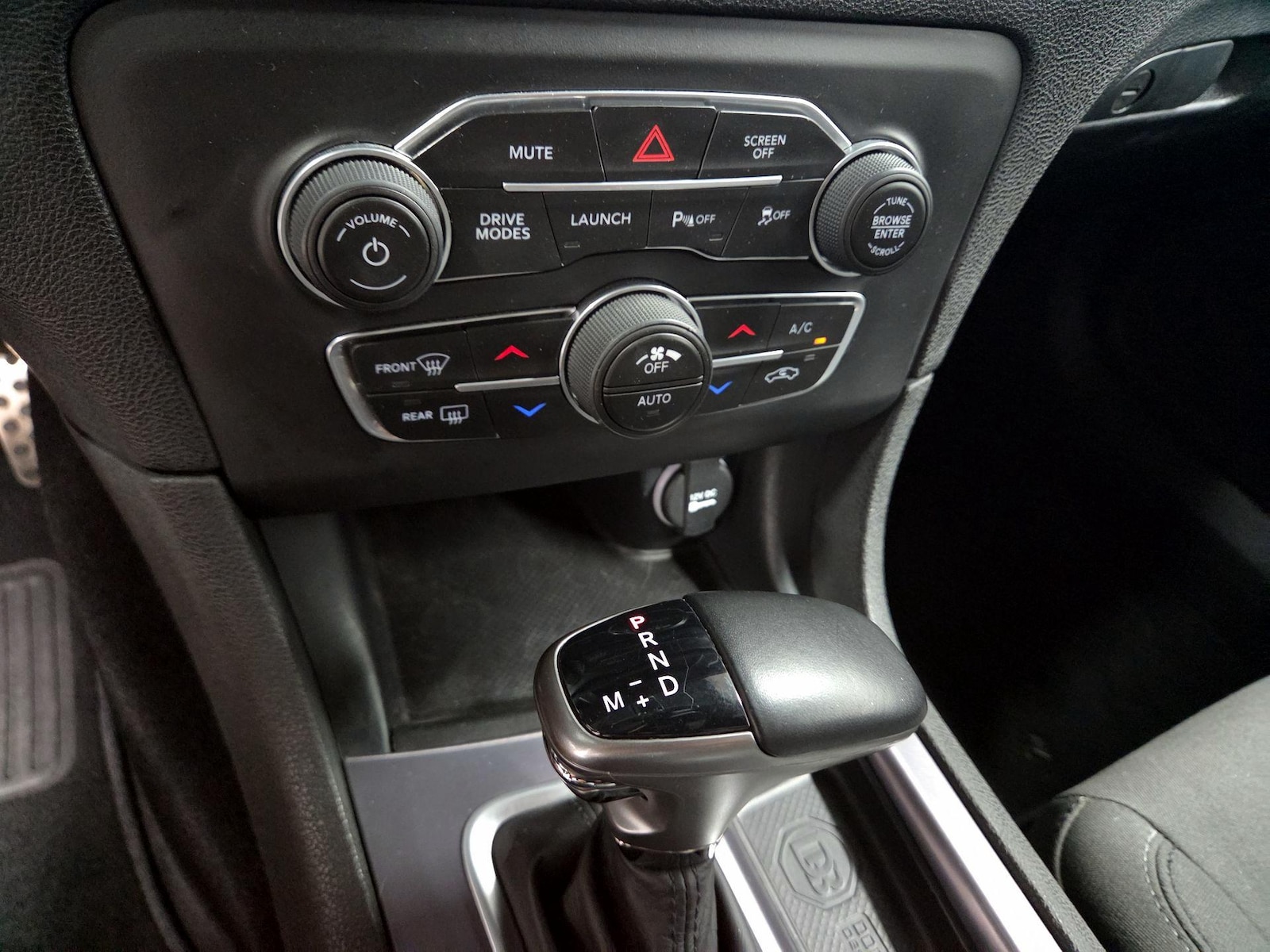 2019 Dodge Charger R/T - Photo 7