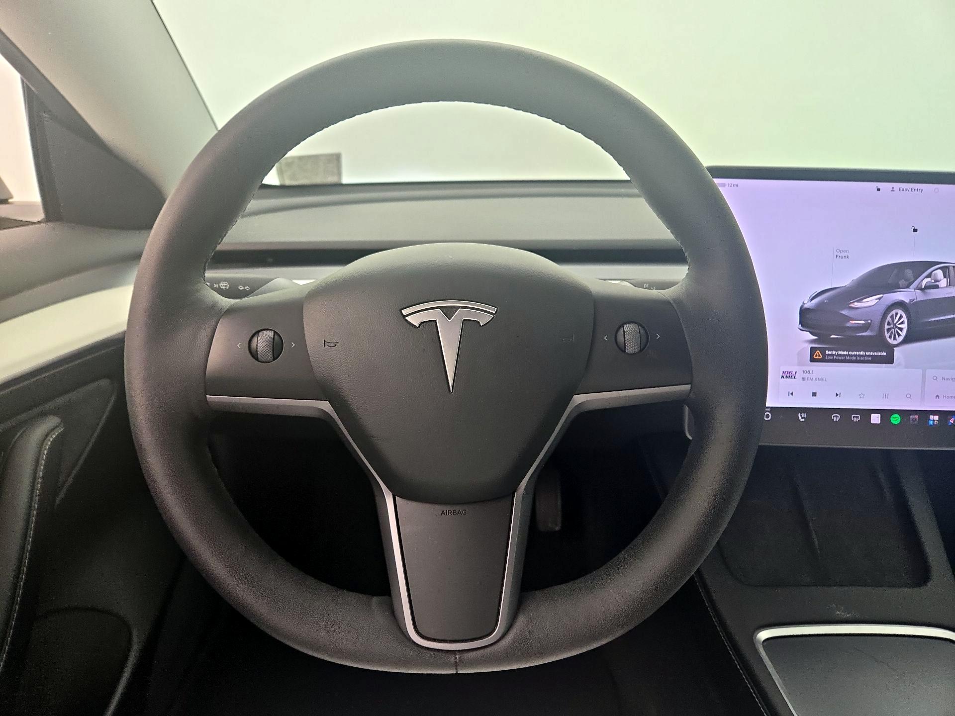 Thumbnail: 2022 Tesla Model 3 - 10