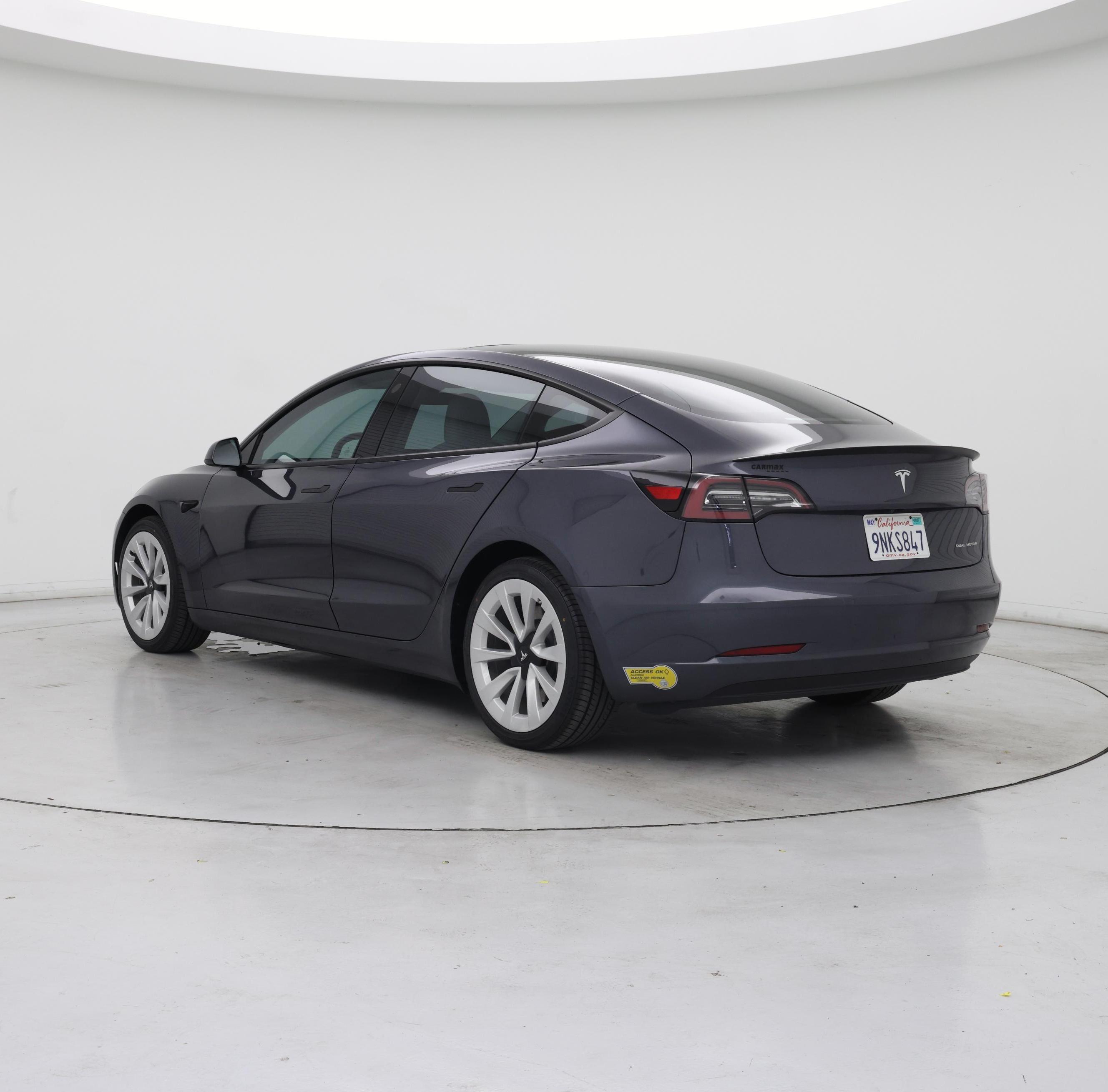 Thumbnail: 2022 Tesla Model 3 - 2