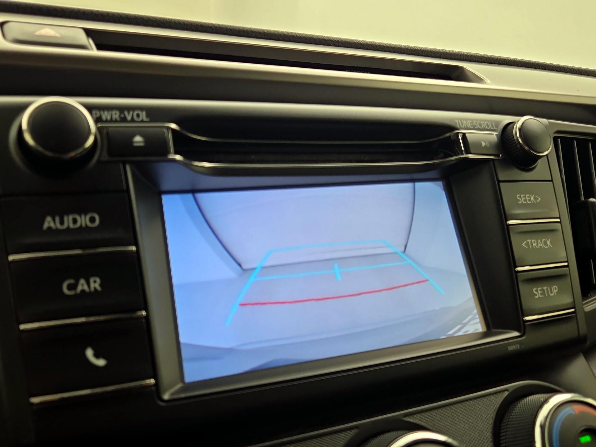 Thumbnail: 2018 Toyota RAV4 - 14