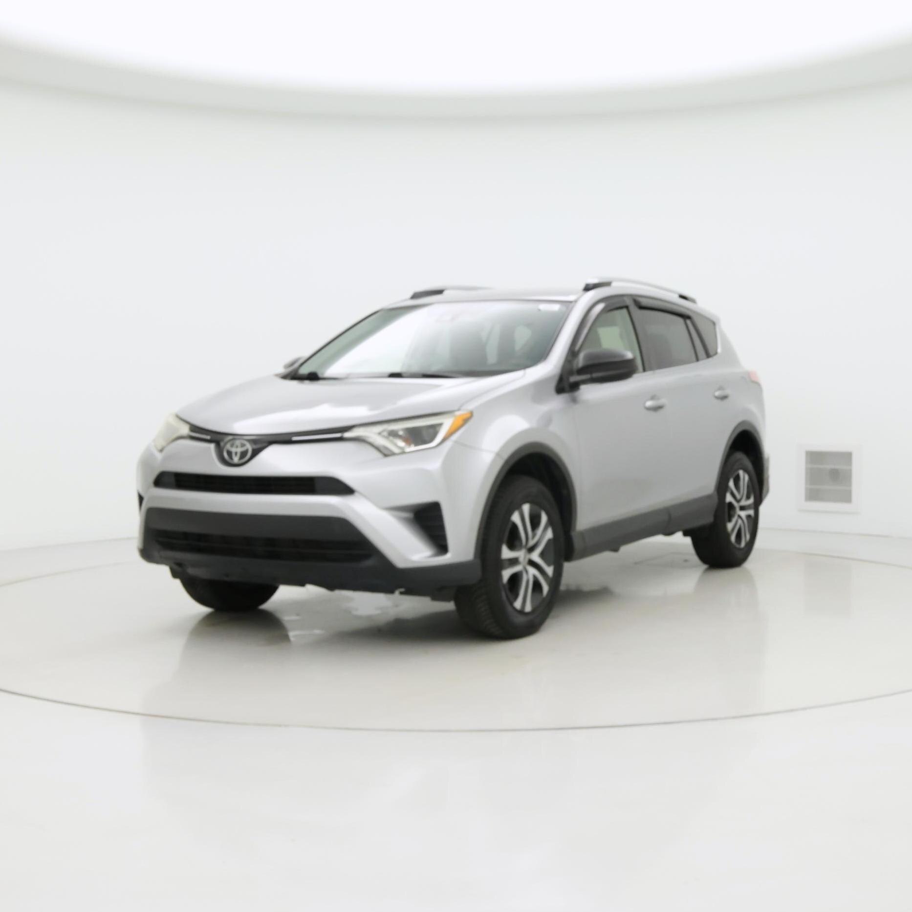 Thumbnail: 2018 Toyota RAV4 - 4