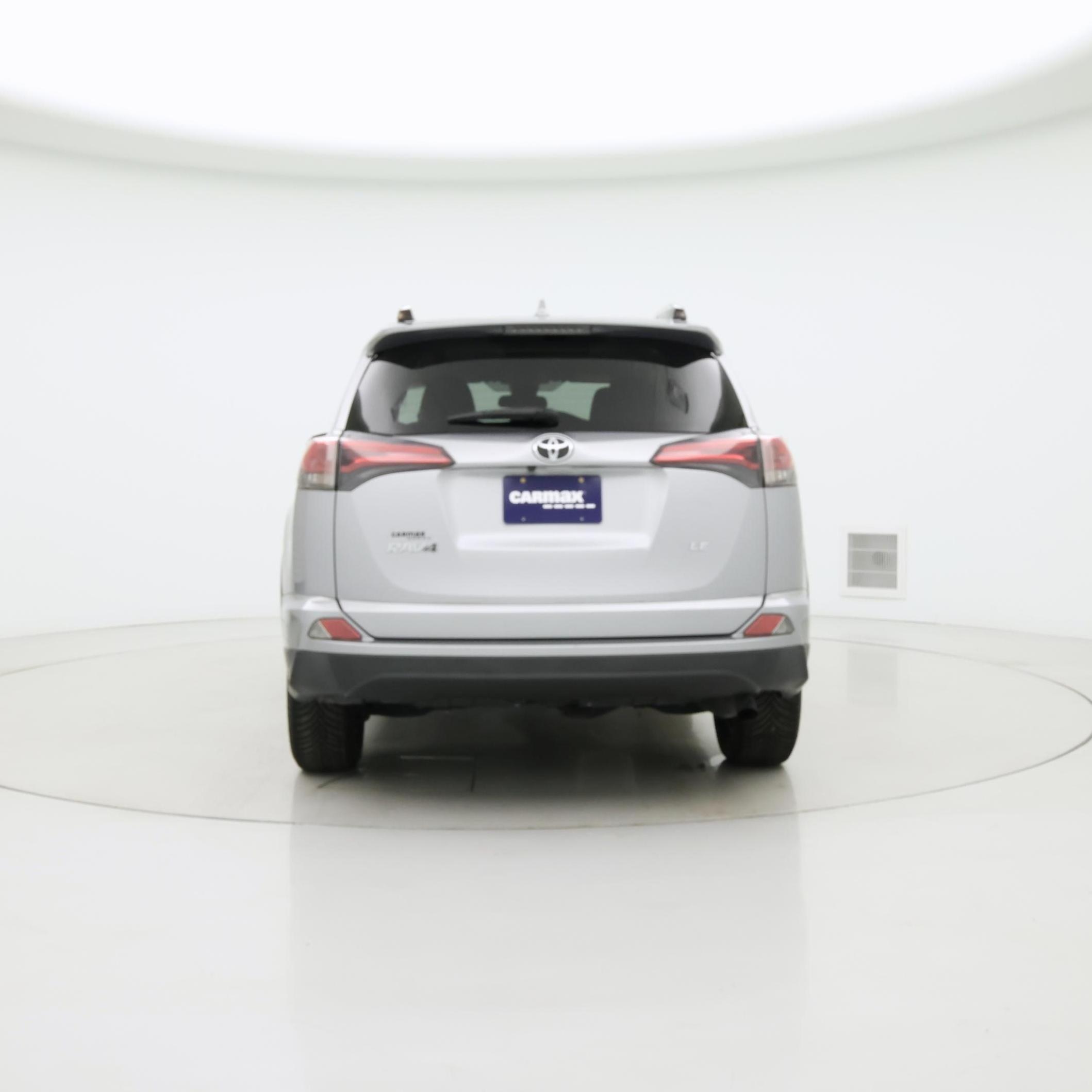 Thumbnail: 2018 Toyota RAV4 - 6