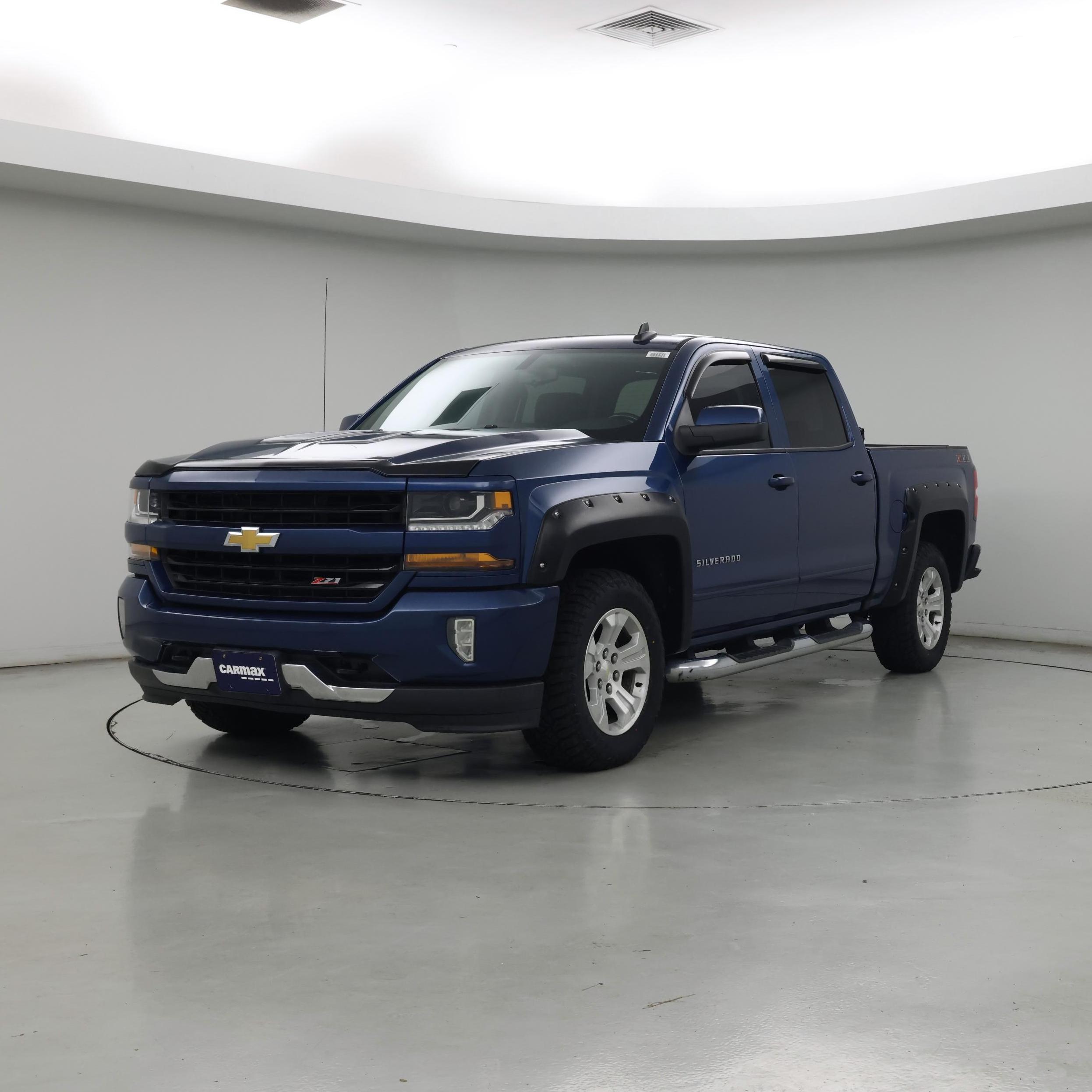 Thumbnail: 2018 Chevrolet Silverado 1500 - 4
