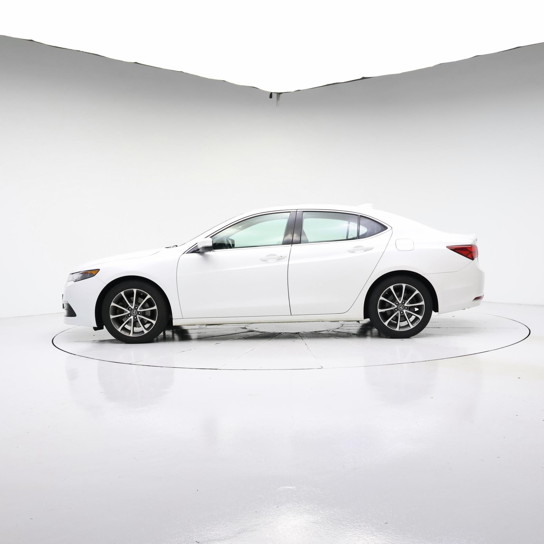 Thumbnail: 2016 Acura TLX - 3