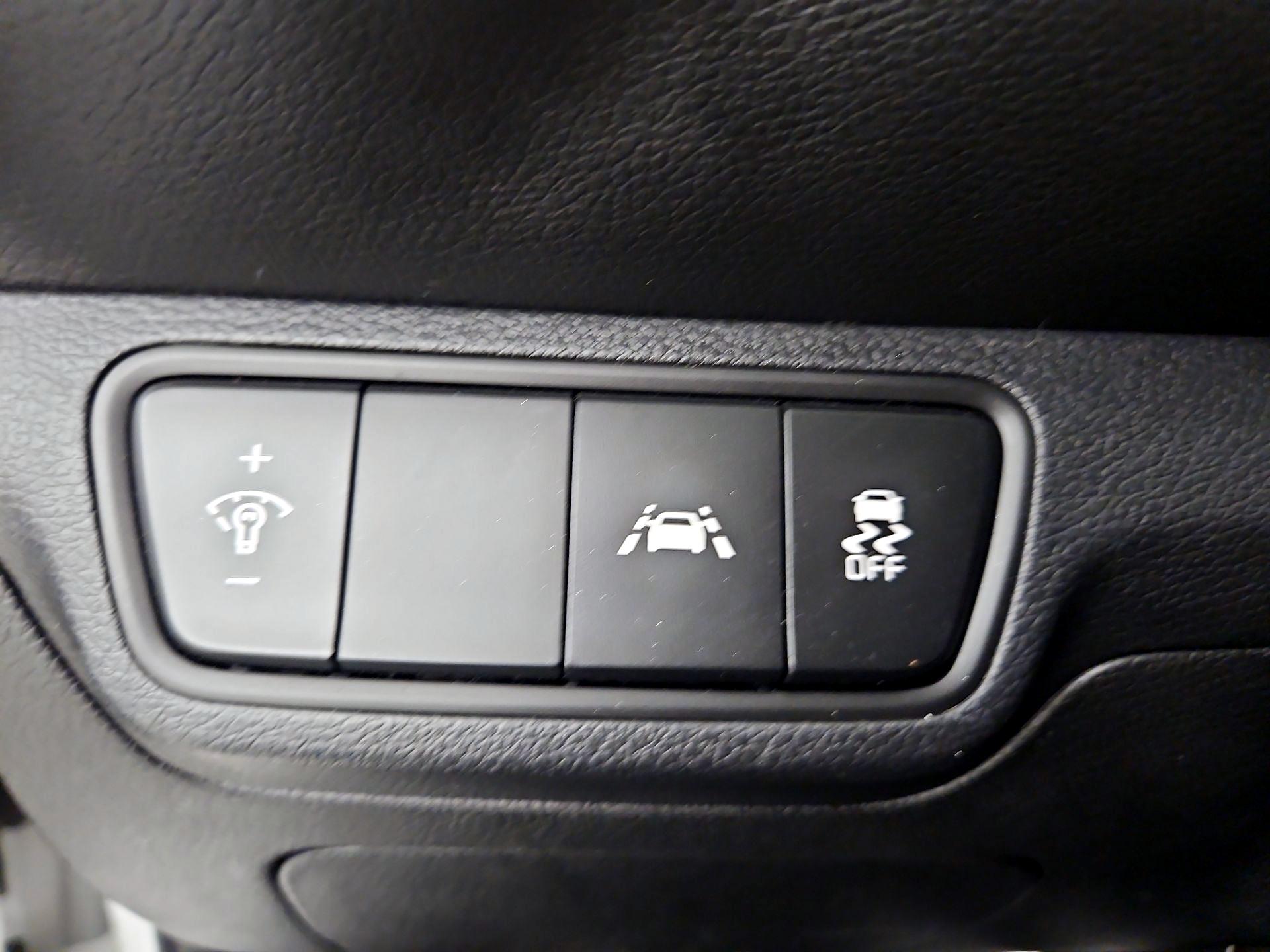 Thumbnail: 2021 Kia Forte - 13