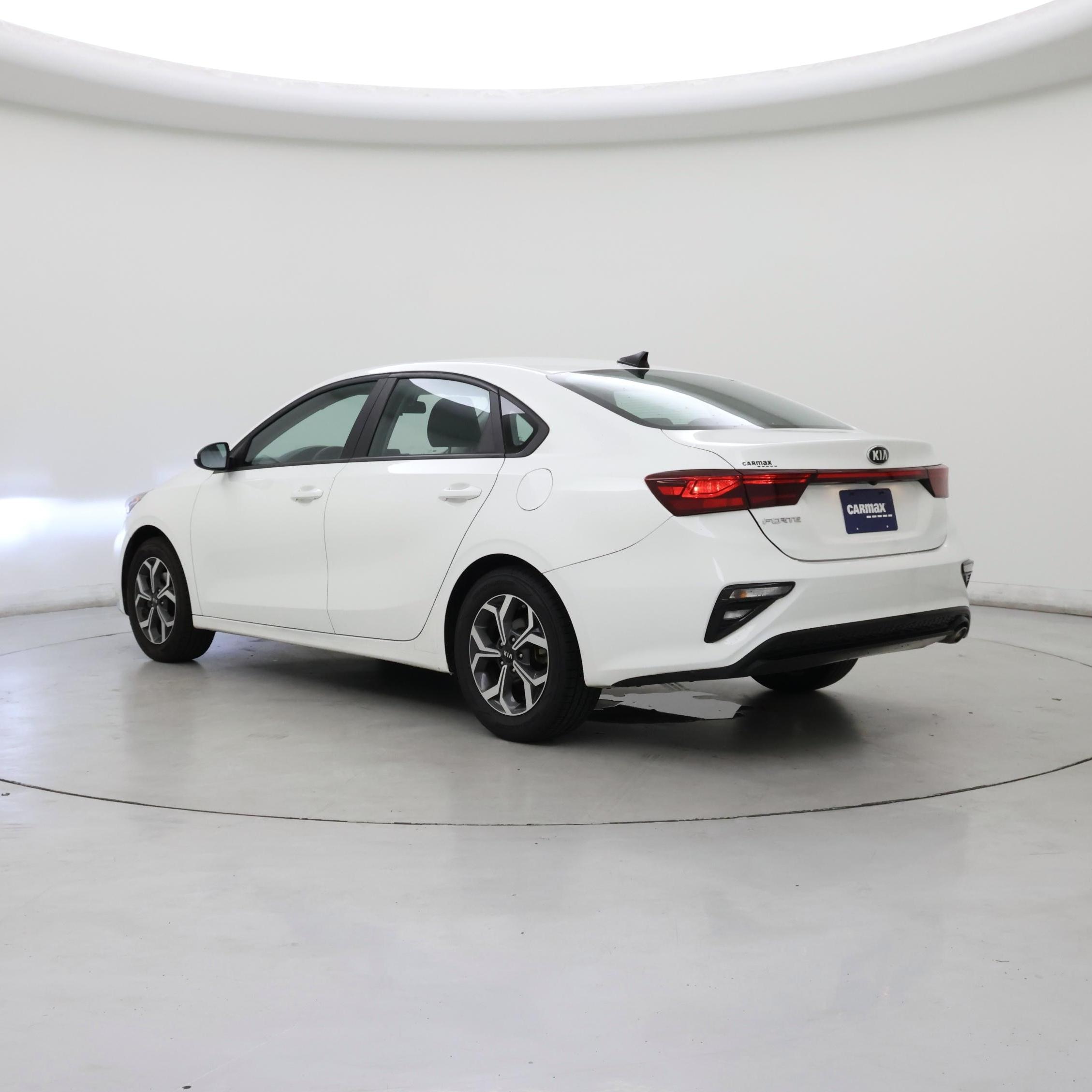 Thumbnail: 2021 Kia Forte - 2