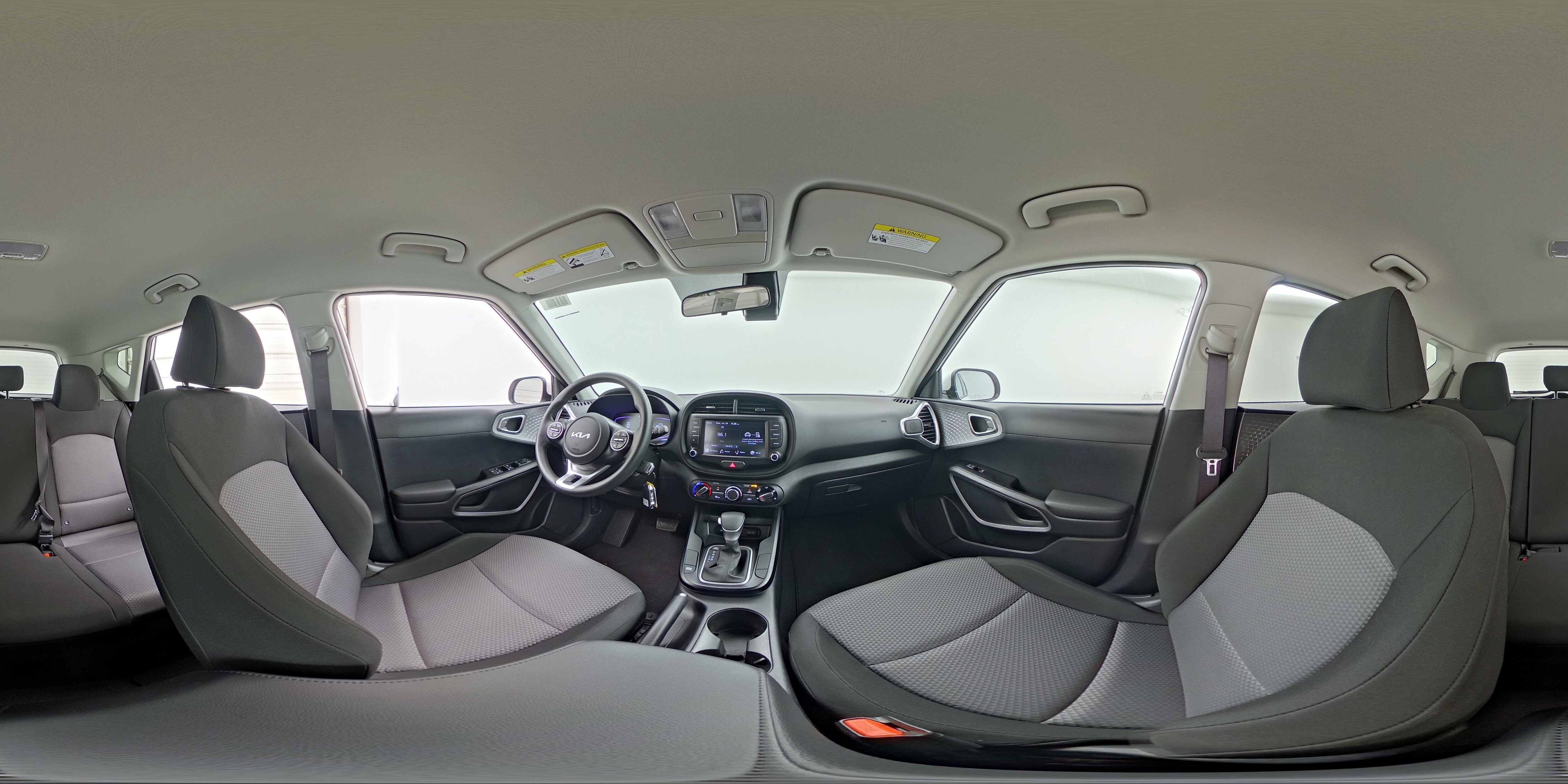 2025 Kia Soul LX - Photo 24