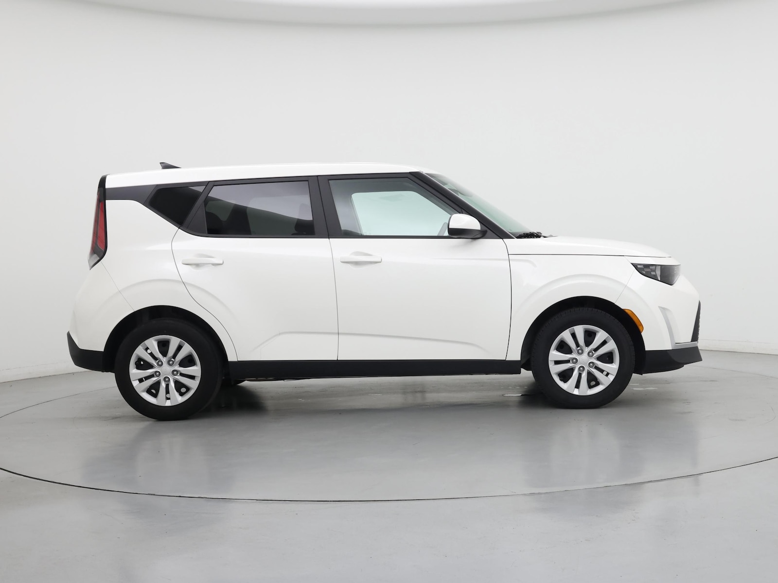 2025 Kia Soul LX - Photo 8