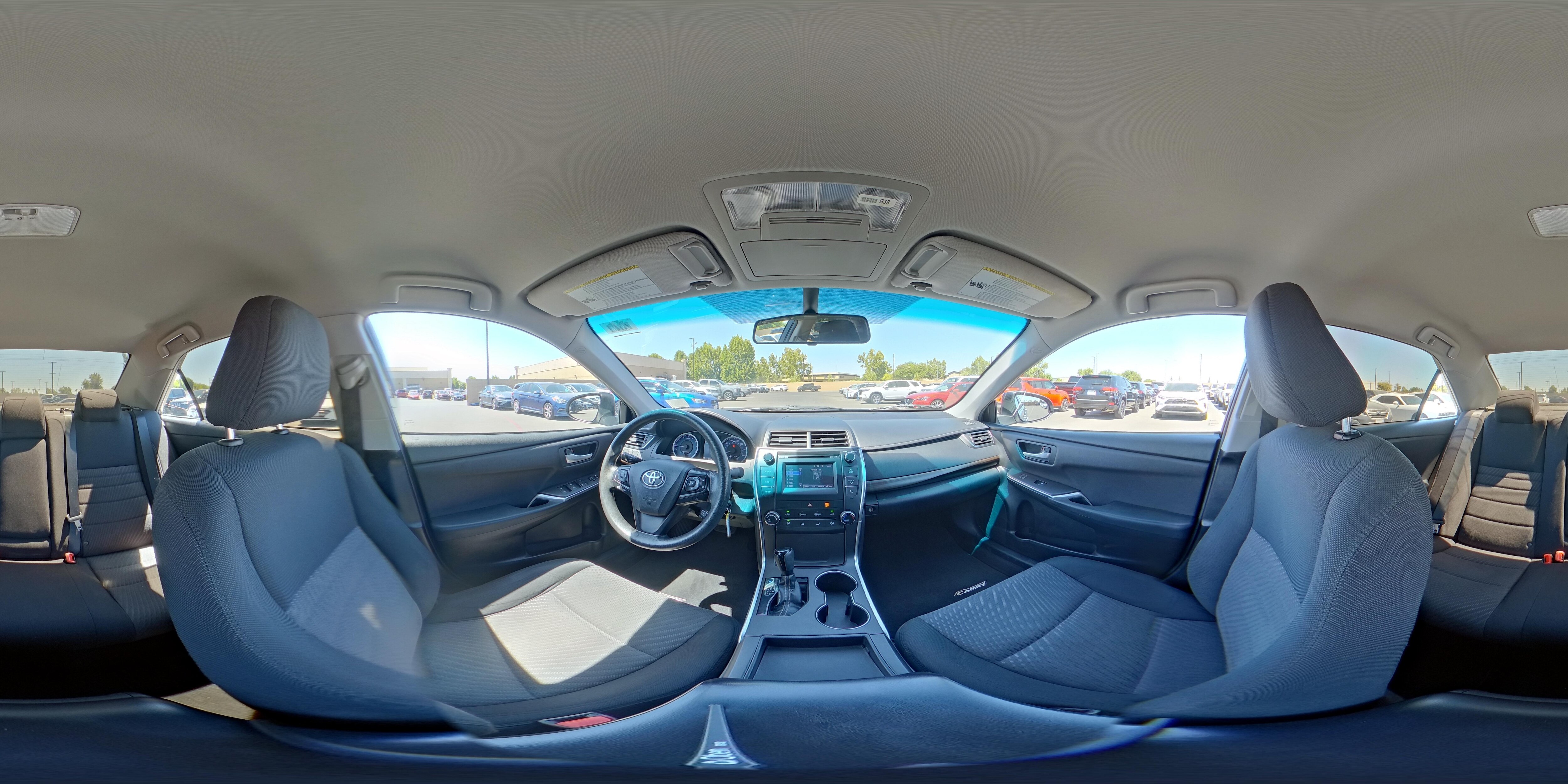2016 Toyota Camry LE - Photo 23