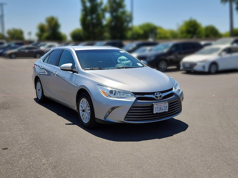 2016 Toyota Camry LE