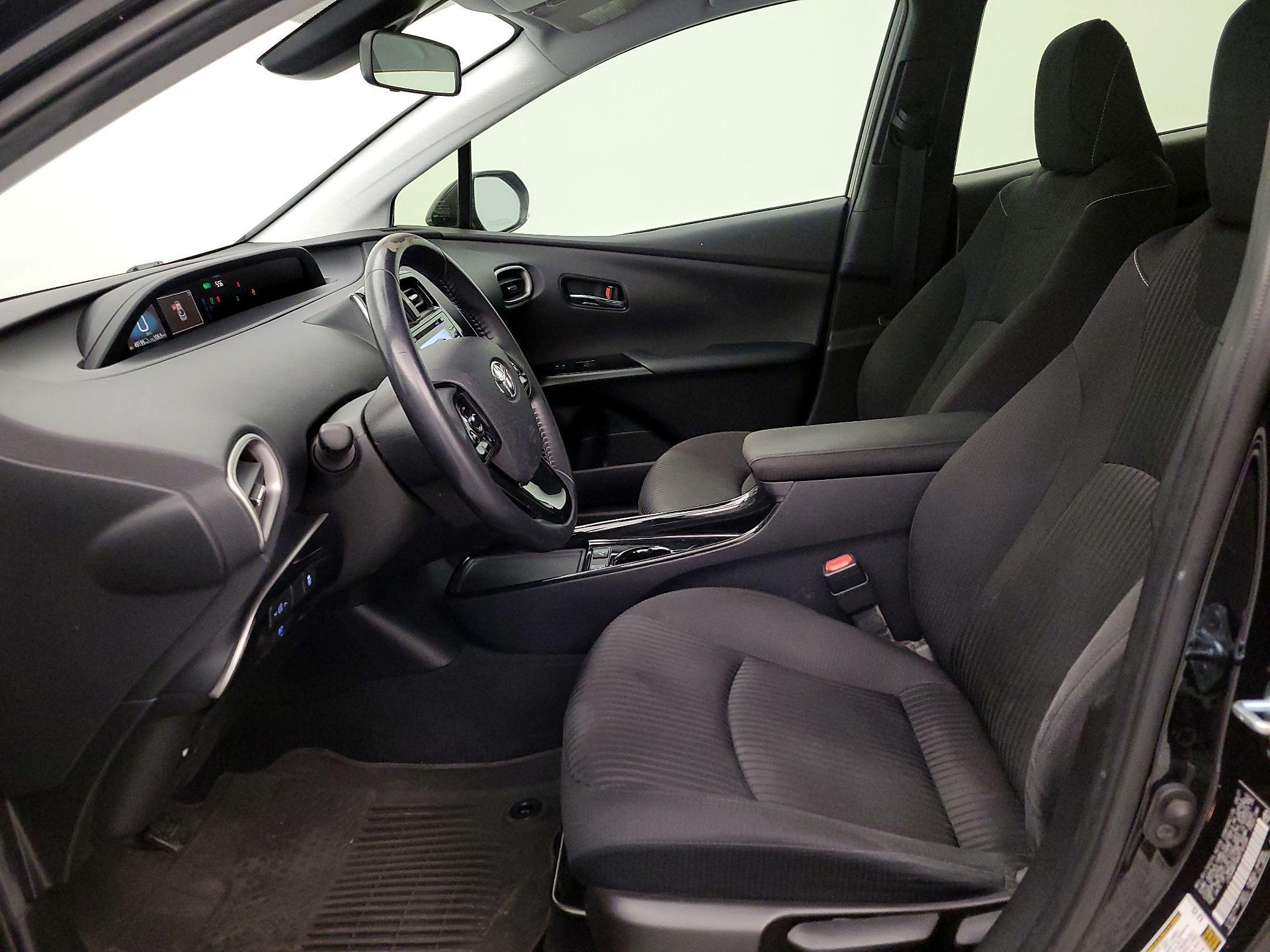 Thumbnail: 2021 Toyota Prius Prime - 11