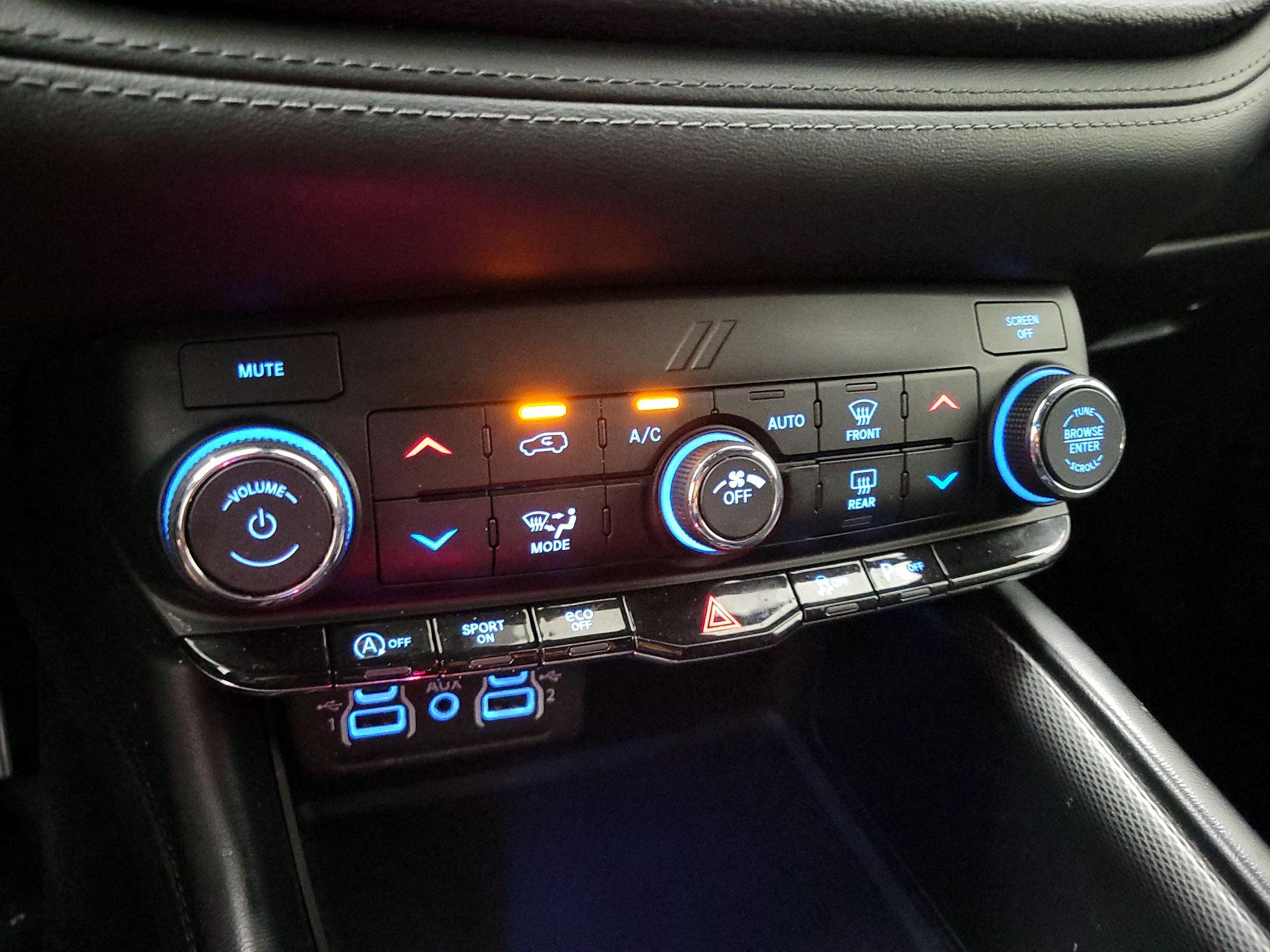 Thumbnail: 2021 Dodge Durango - 16