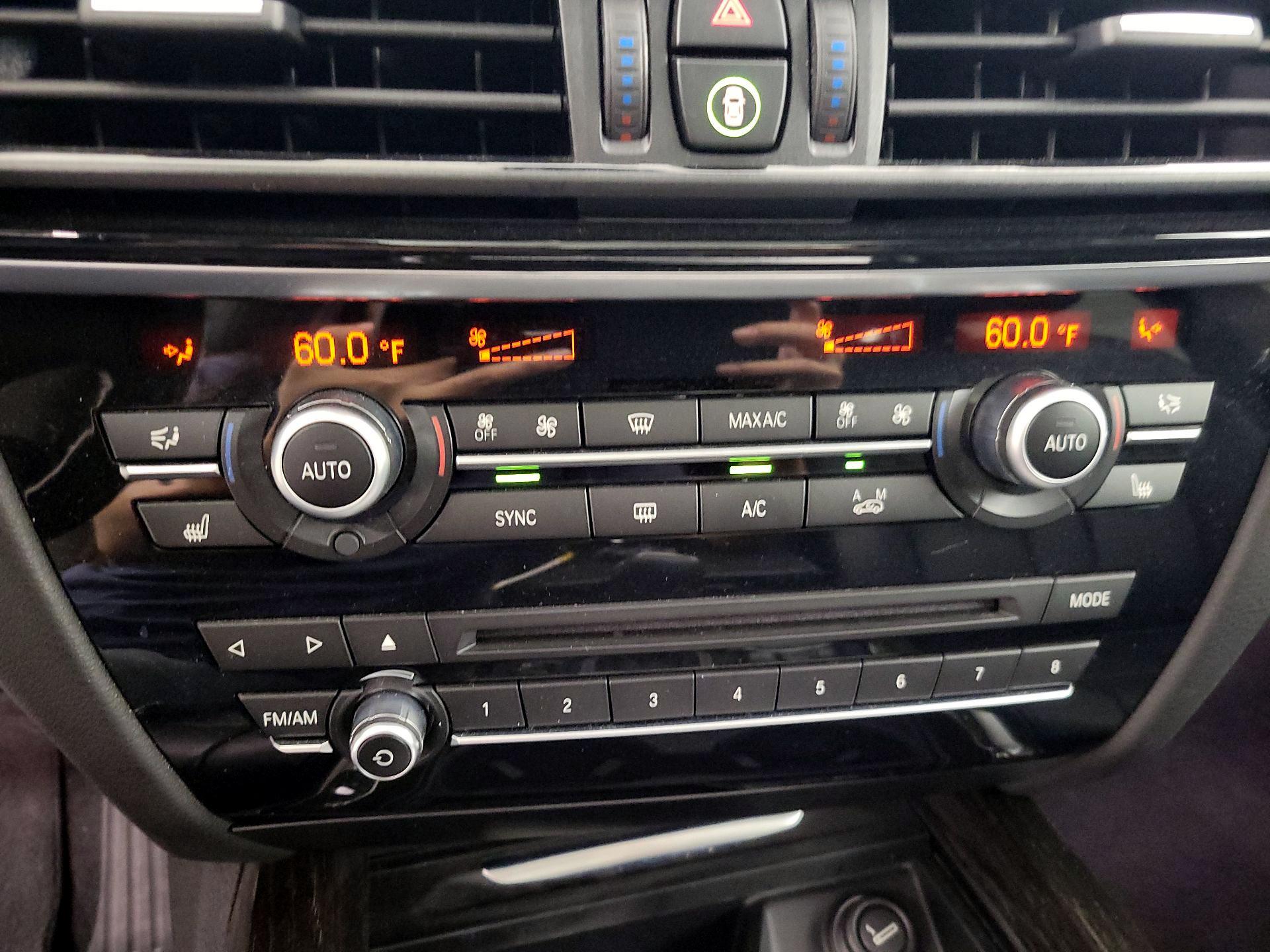 Thumbnail: 2015 BMW X5 - 17