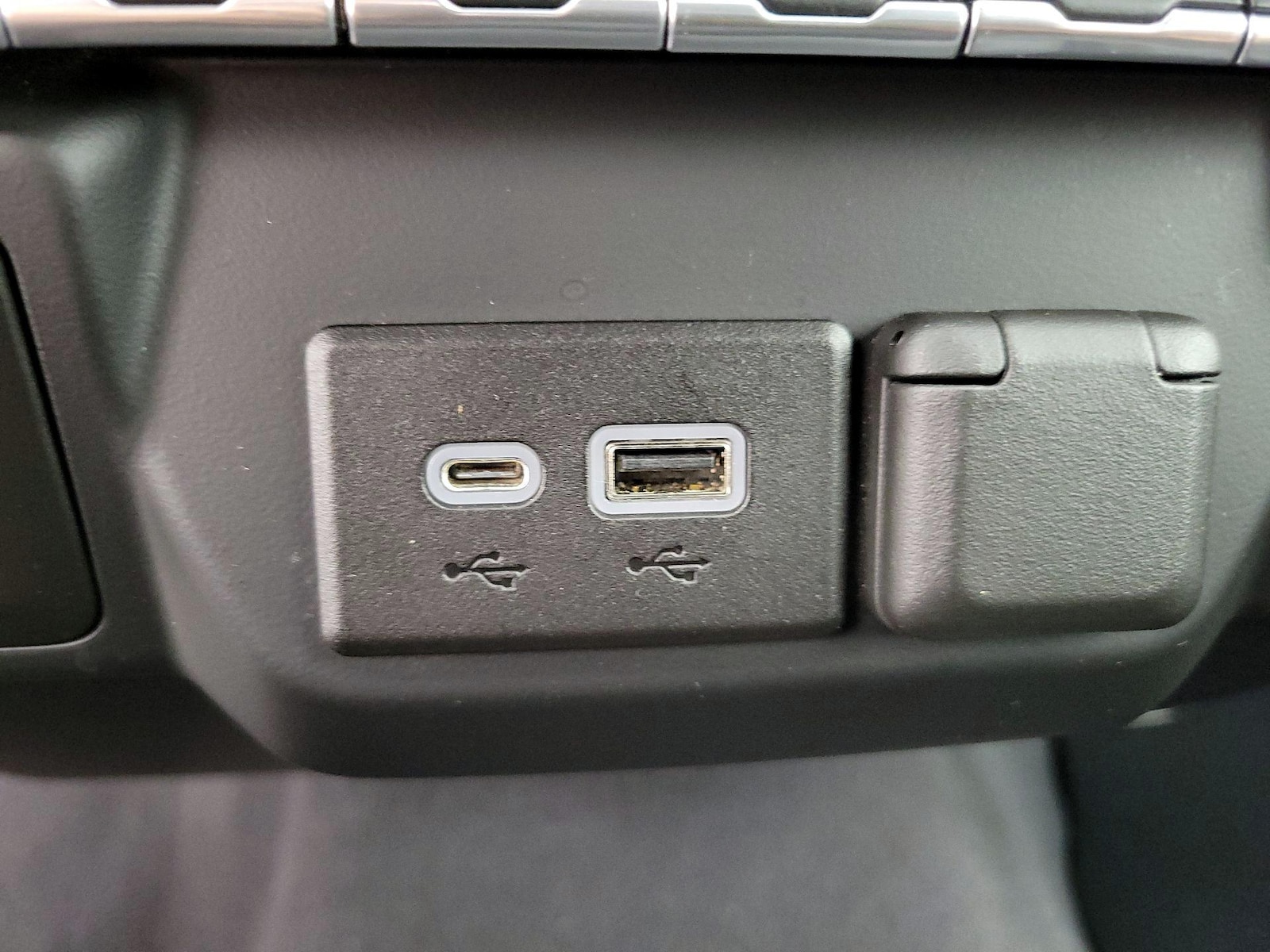 2021 Chevrolet Silverado 1500 Custom - Photo 19