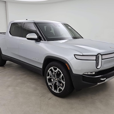2024 Rivian R1T Adventure Dual-Motor Large
