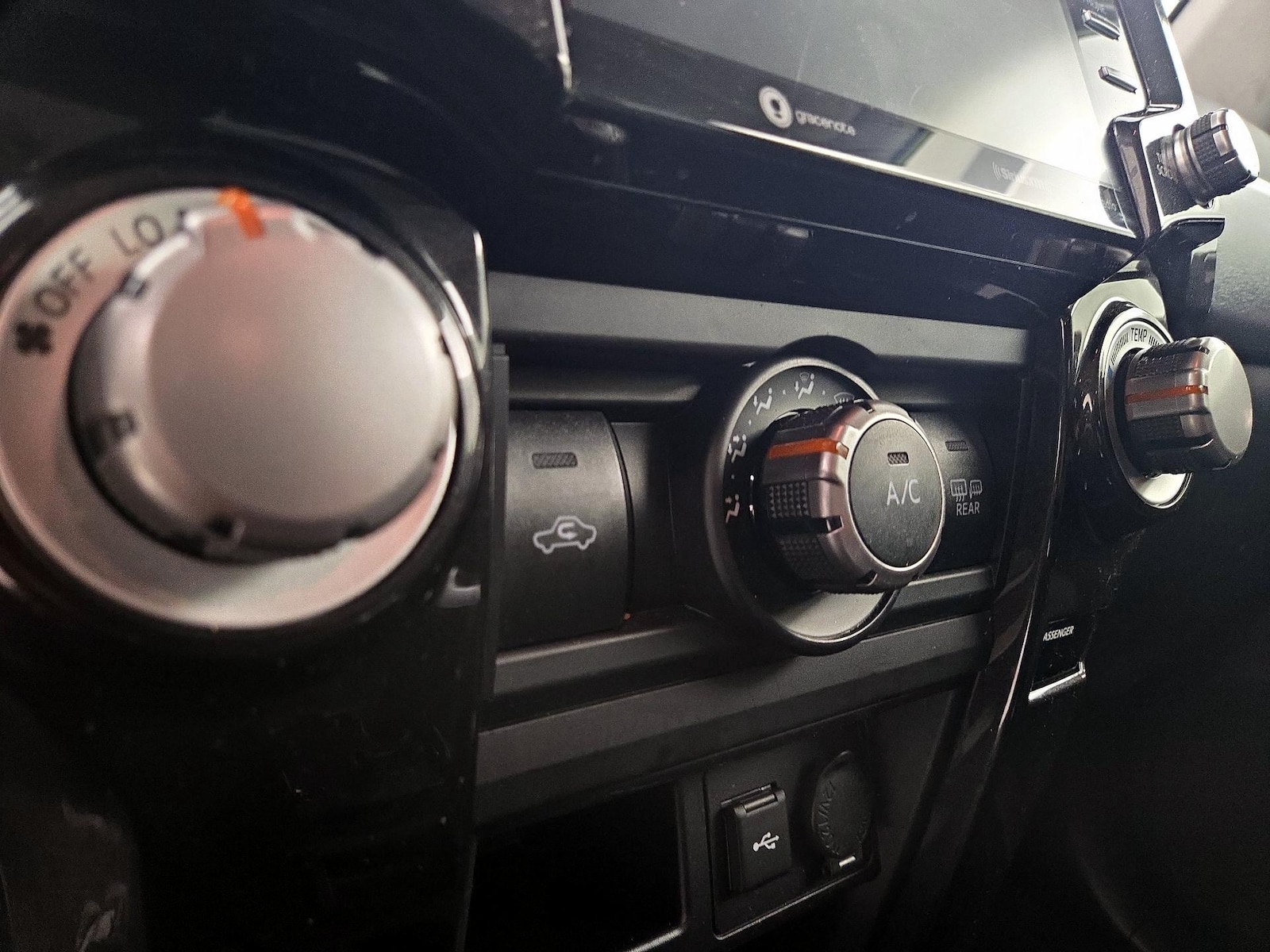 2023 Toyota 4Runner TRD Off-Road Premium - Photo 18