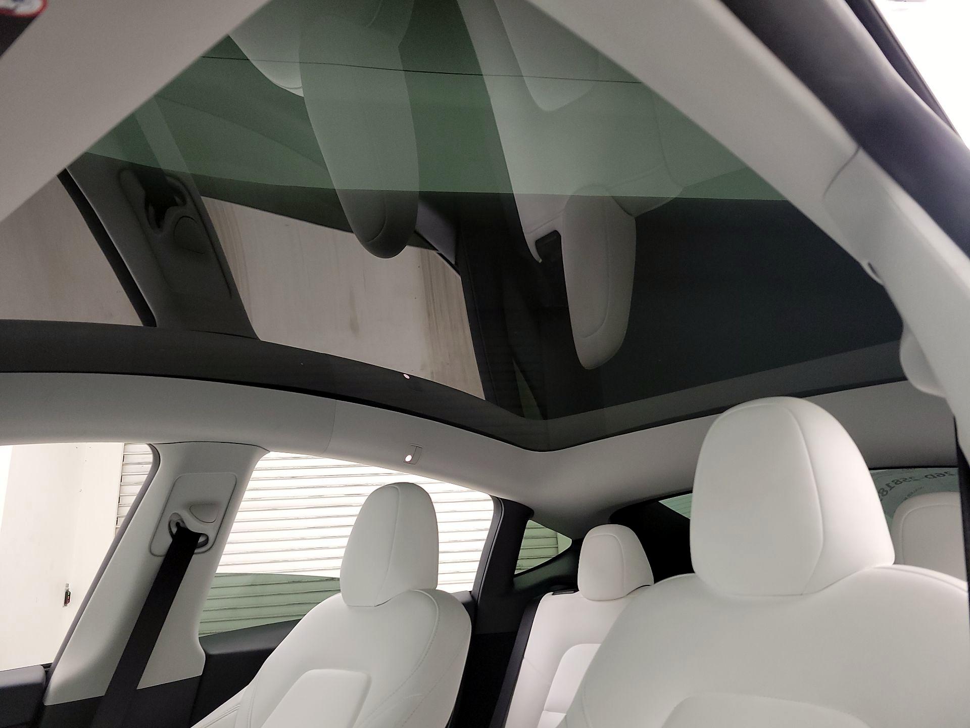 Thumbnail: 2023 Tesla Model Y - 18