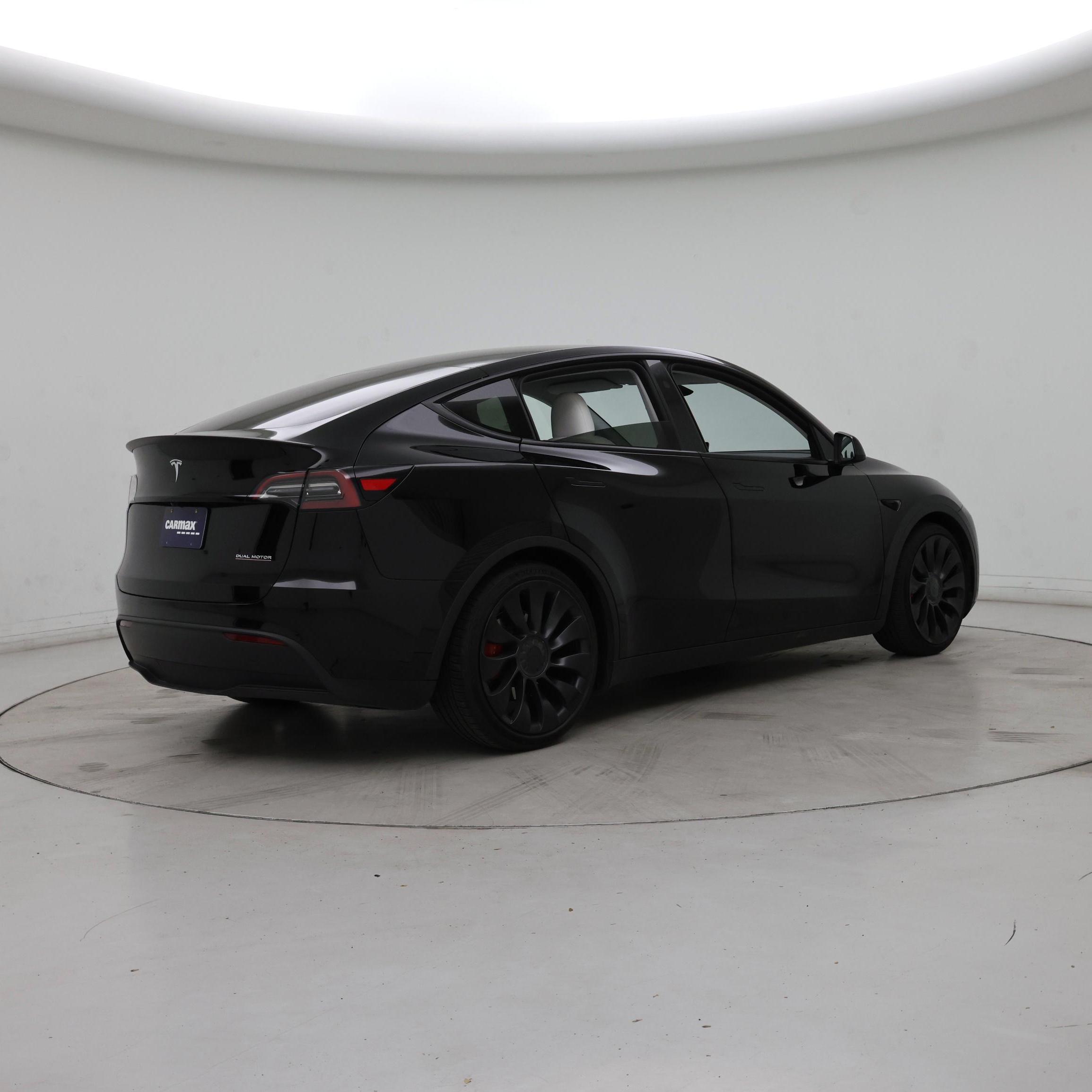 Thumbnail: 2023 Tesla Model Y - 8
