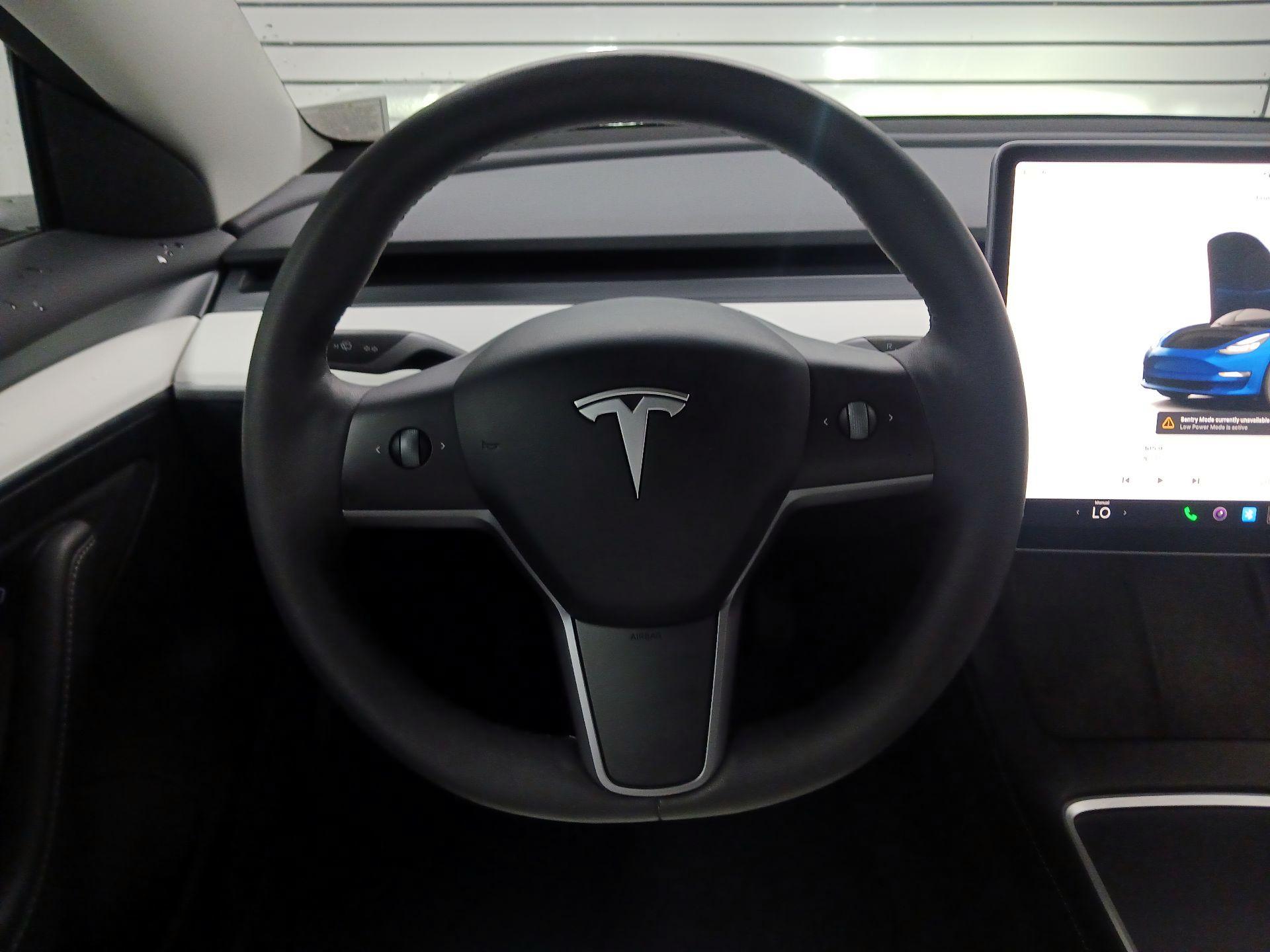 Thumbnail: 2023 Tesla Model 3 - 10