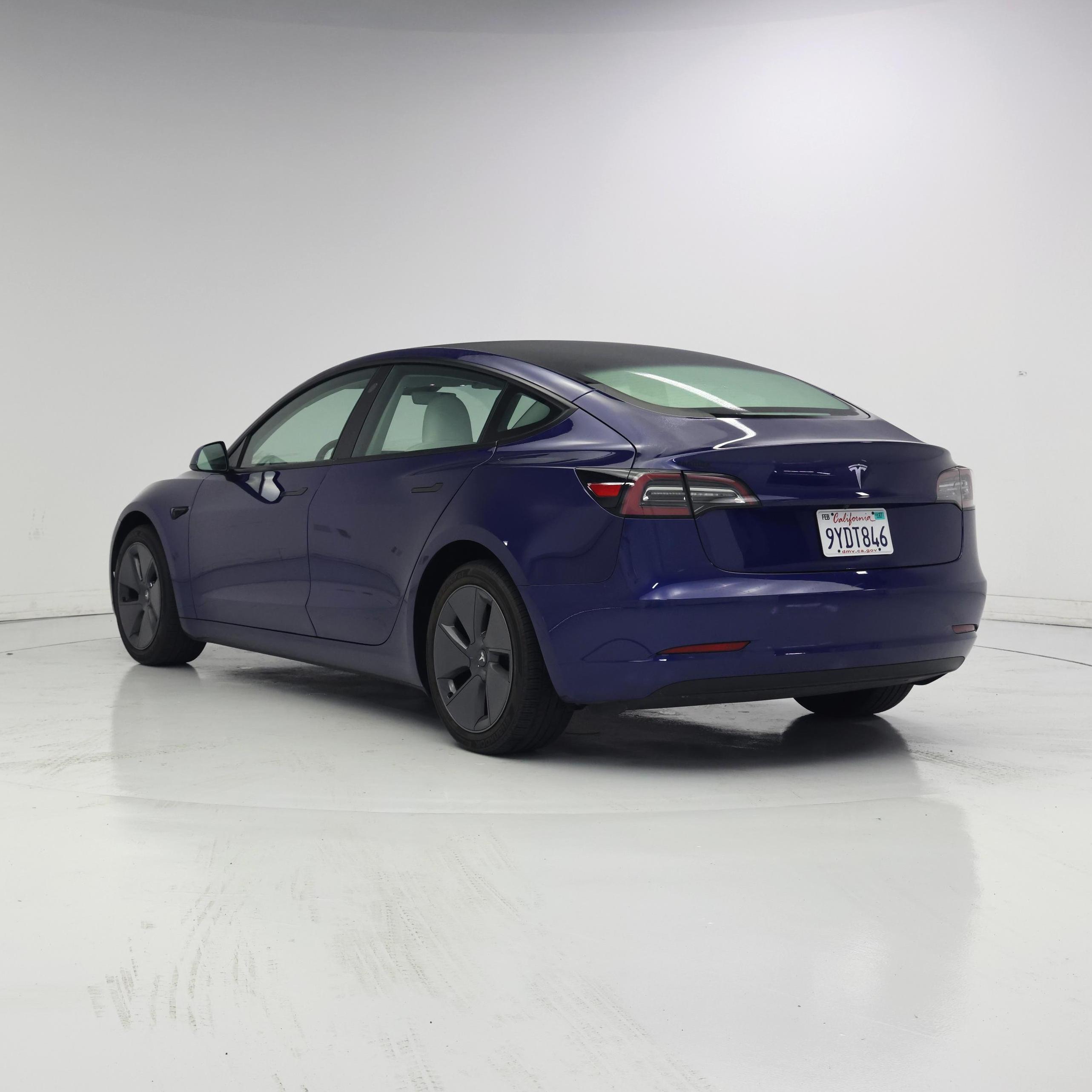 Thumbnail: 2023 Tesla Model 3 - 2
