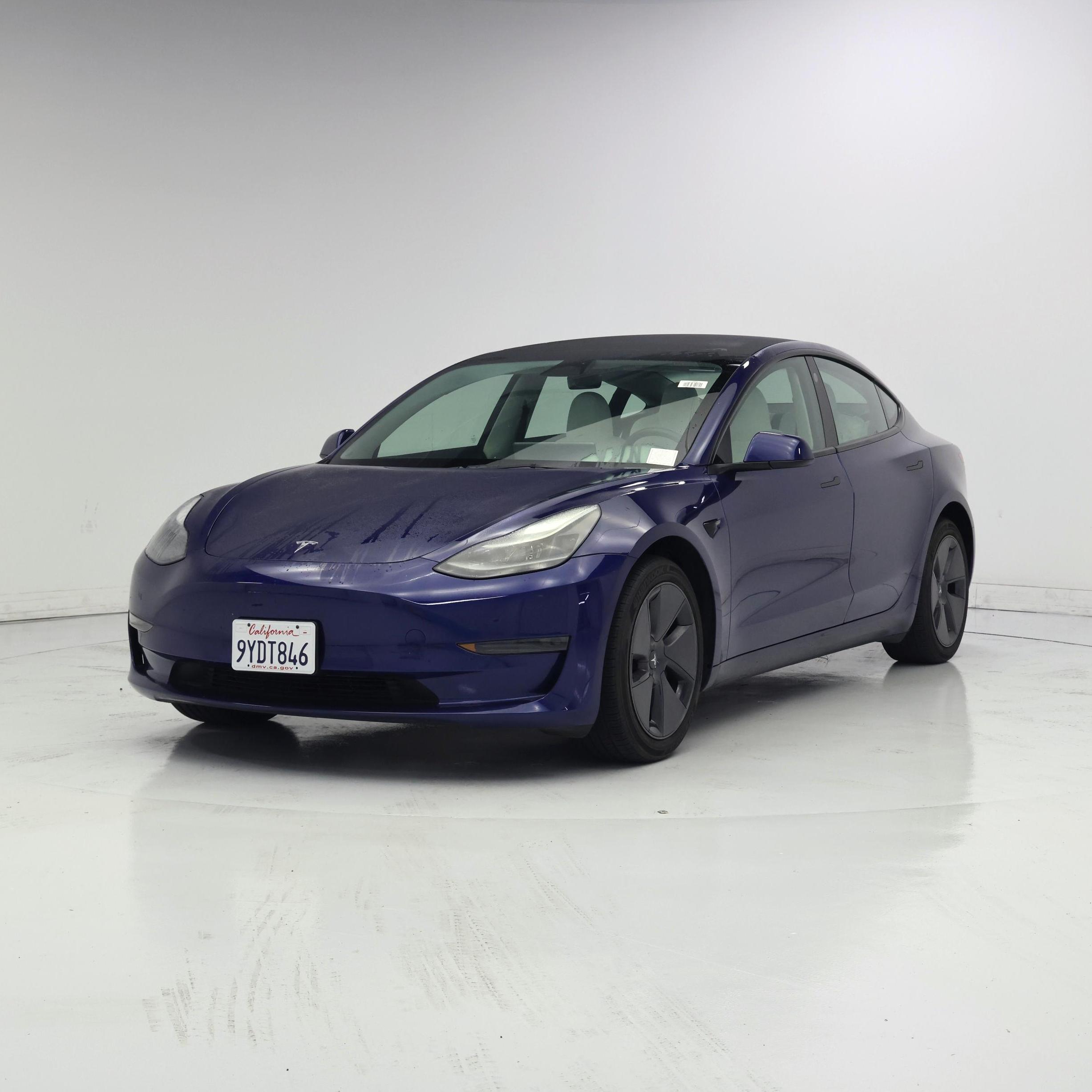 Thumbnail: 2023 Tesla Model 3 - 4