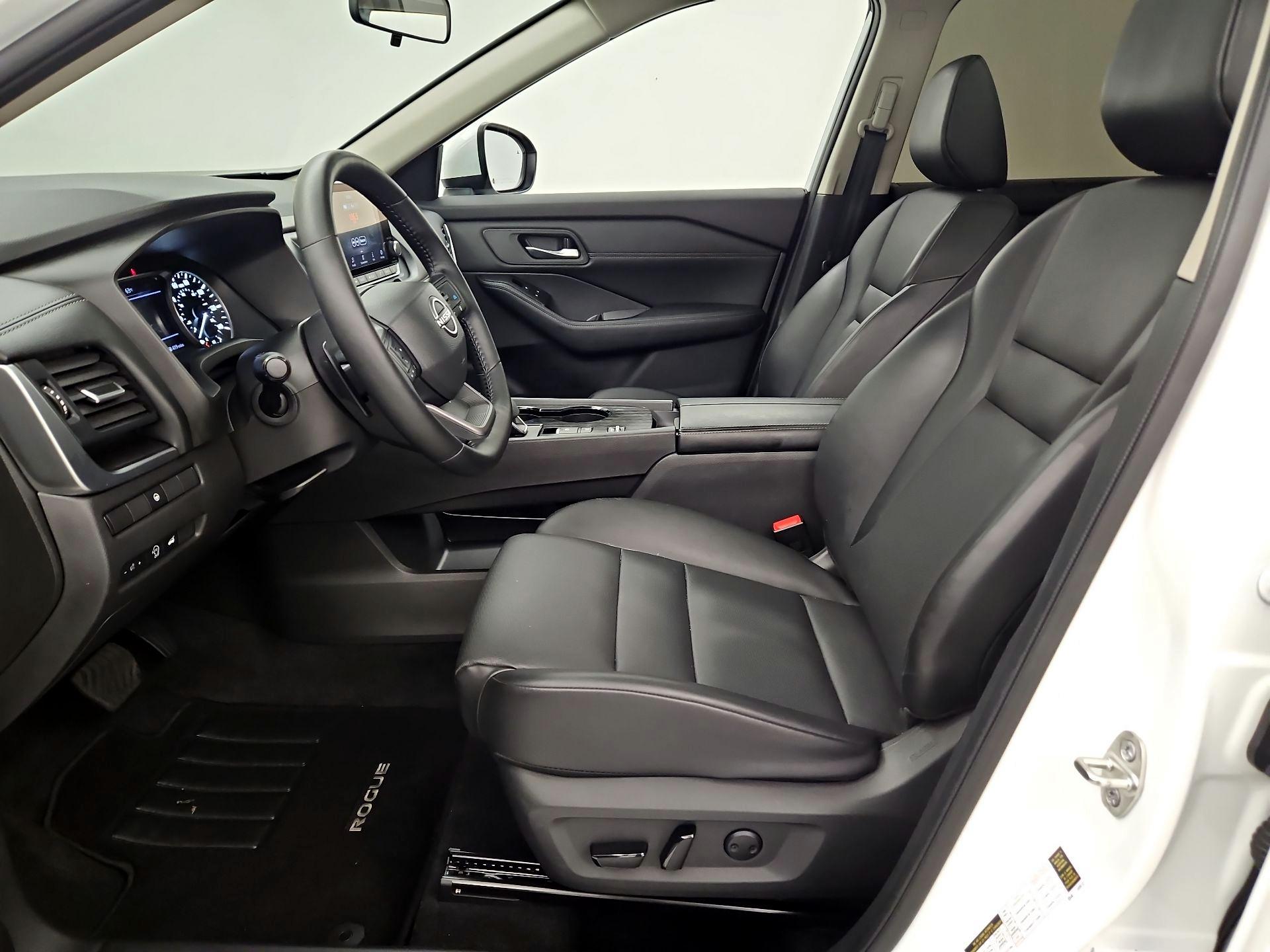 Thumbnail: 2025 Nissan Rogue - 11