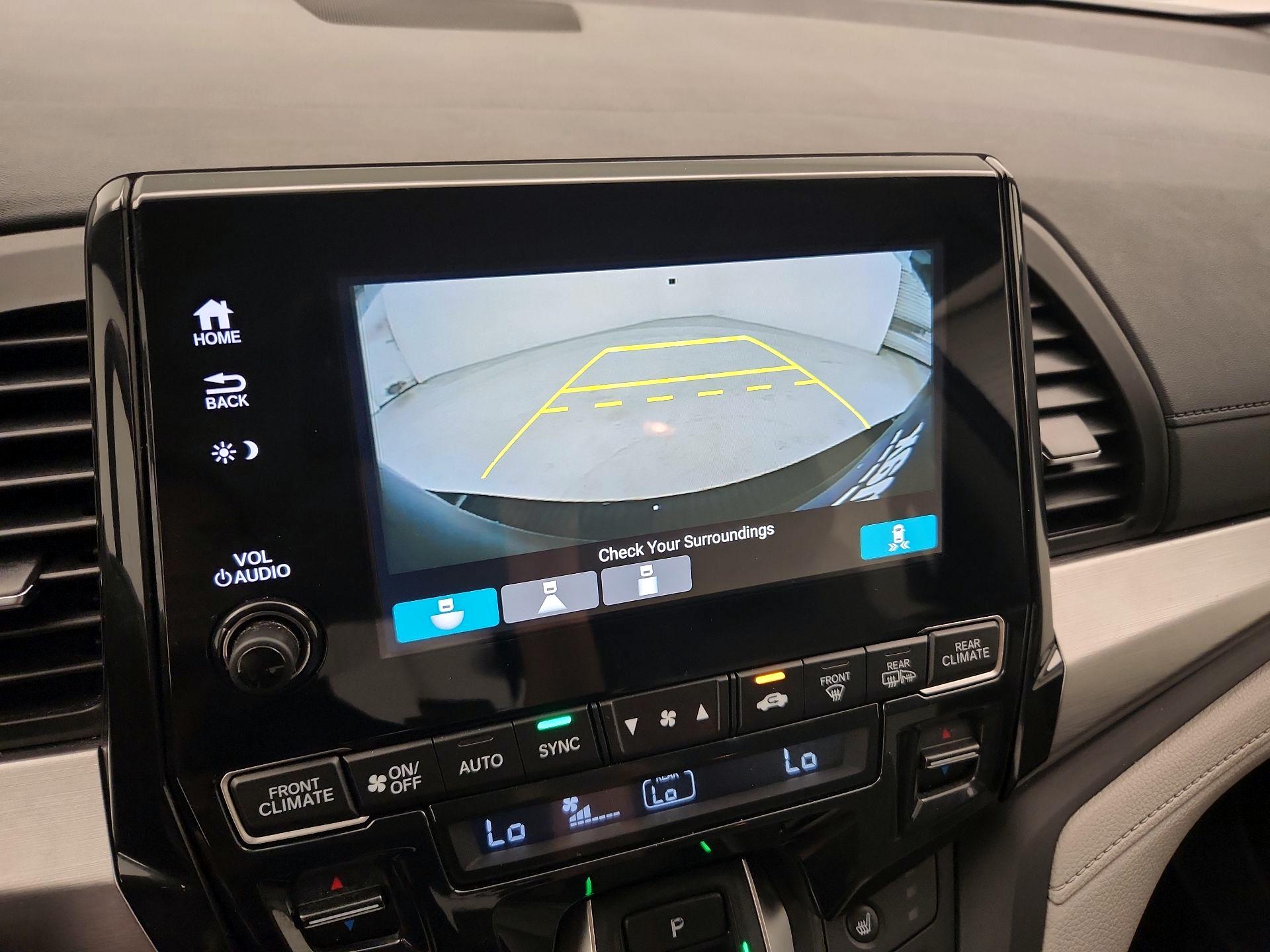 Thumbnail: 2019 Honda Odyssey - 14