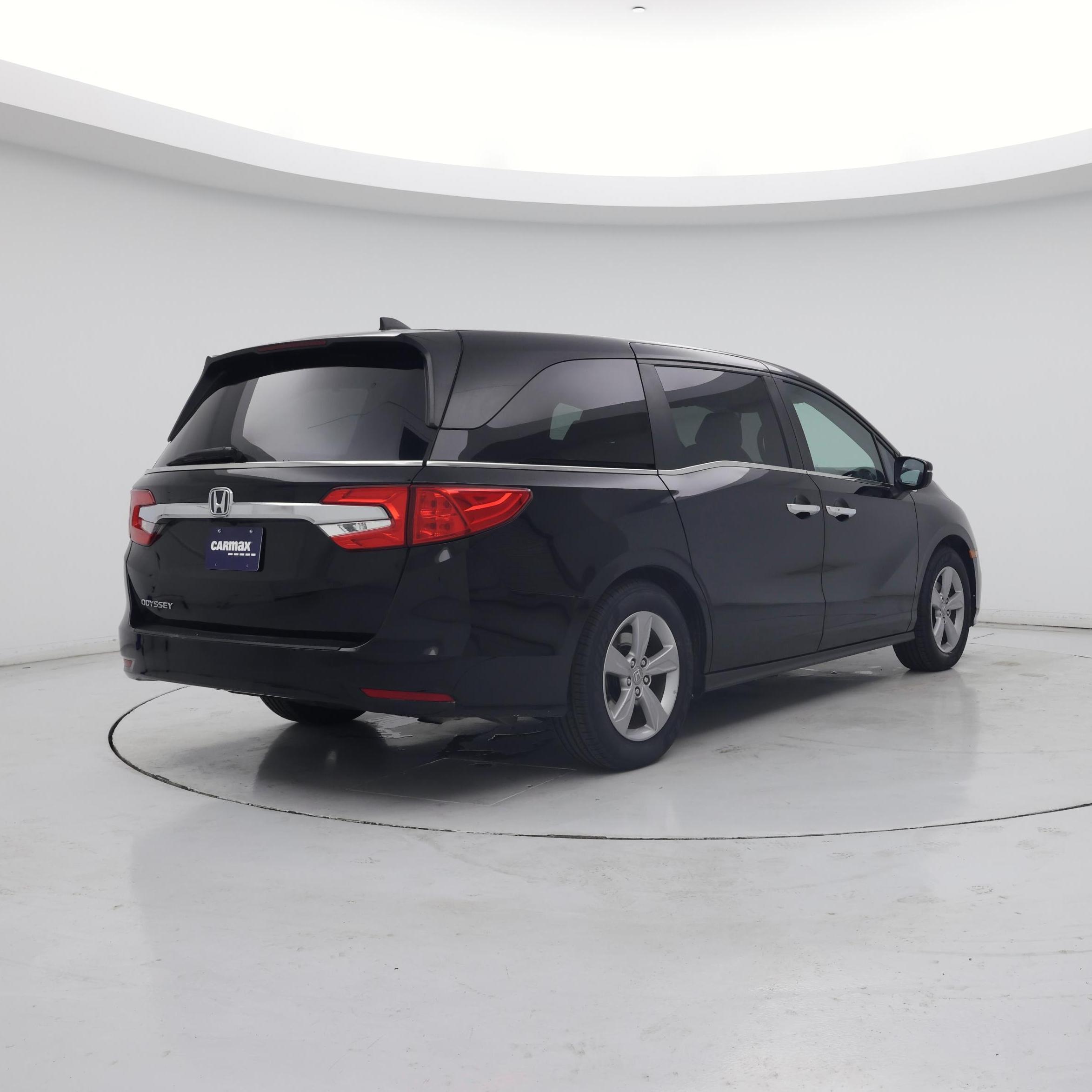 Thumbnail: 2019 Honda Odyssey - 8