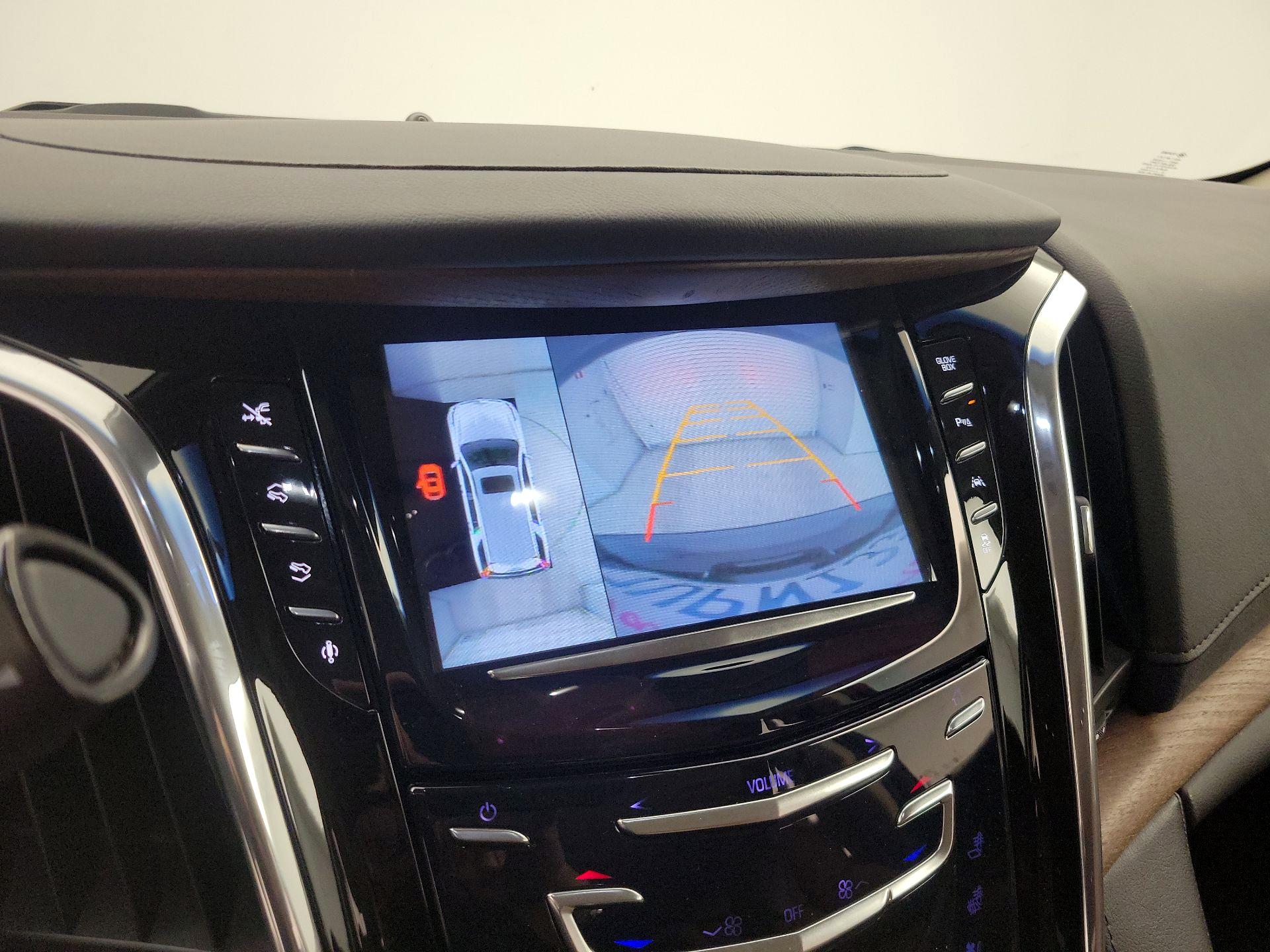 Thumbnail: 2016 Cadillac Escalade - 15