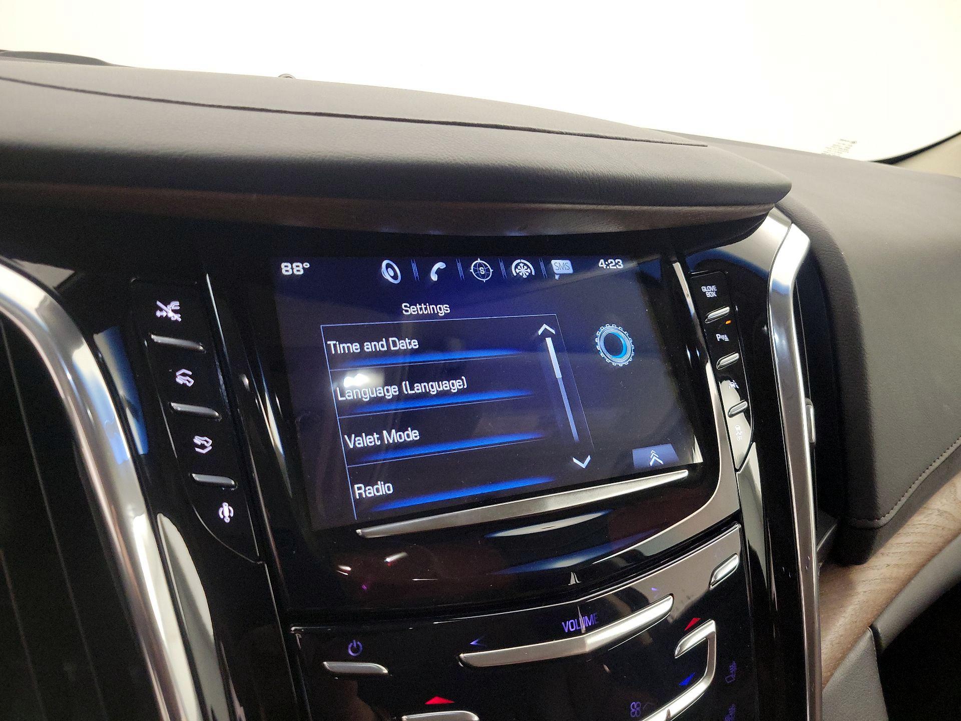 Thumbnail: 2016 Cadillac Escalade - 16