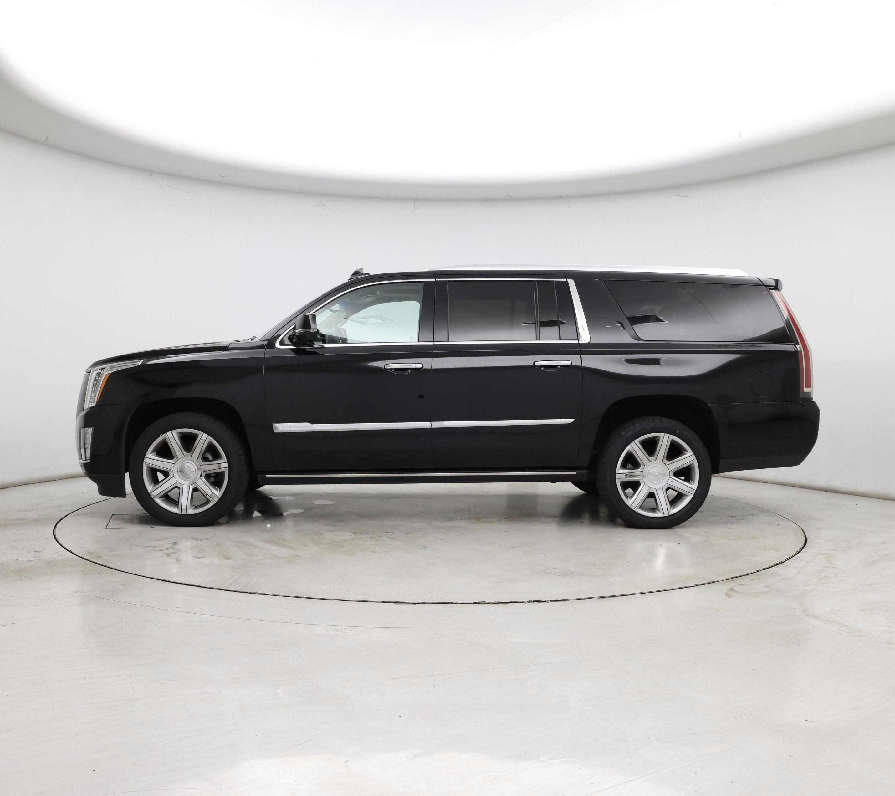 Thumbnail: 2016 Cadillac Escalade - 3