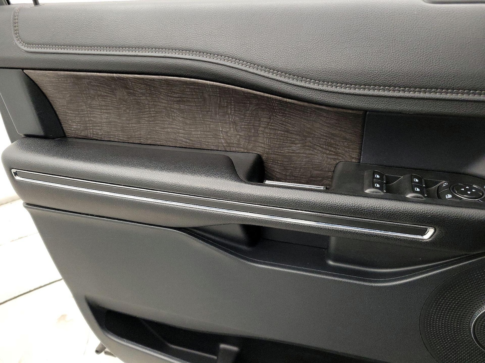 2020 Ford Expedition Limited - Photo 13