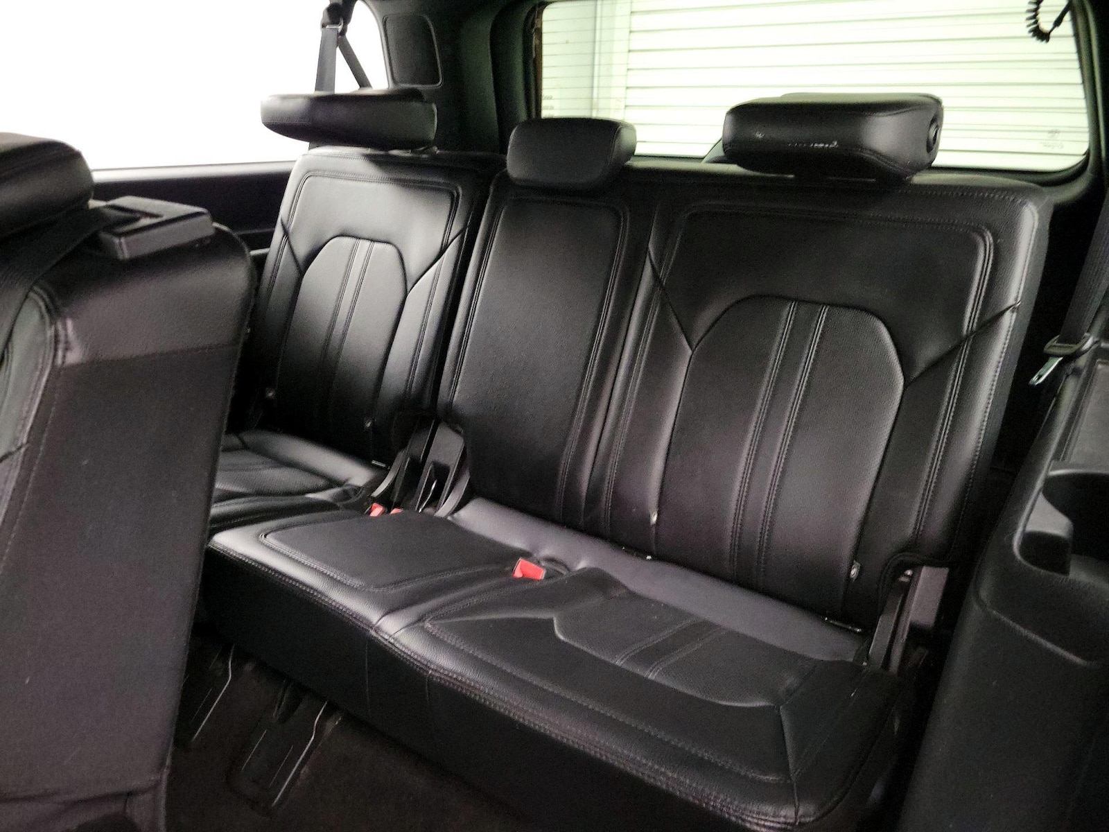 2020 Ford Expedition Limited - Photo 23