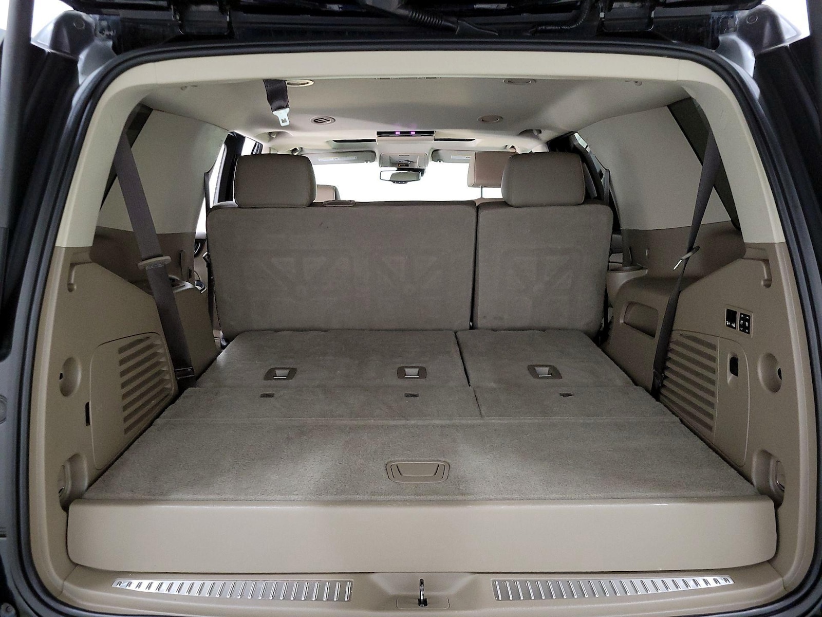 2020 GMC Yukon SLT - Photo 25