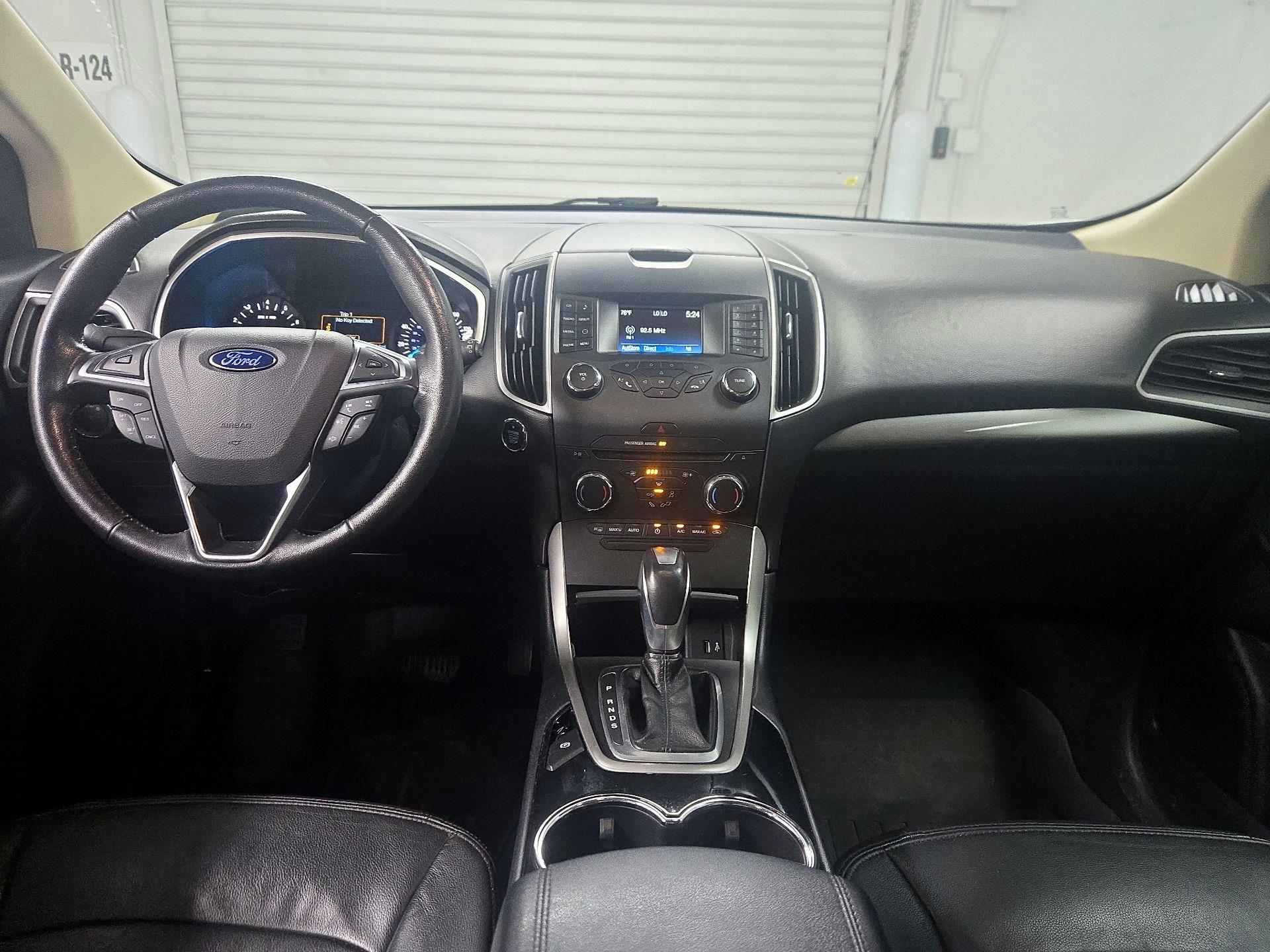 Thumbnail: 2017 Ford Edge - 9