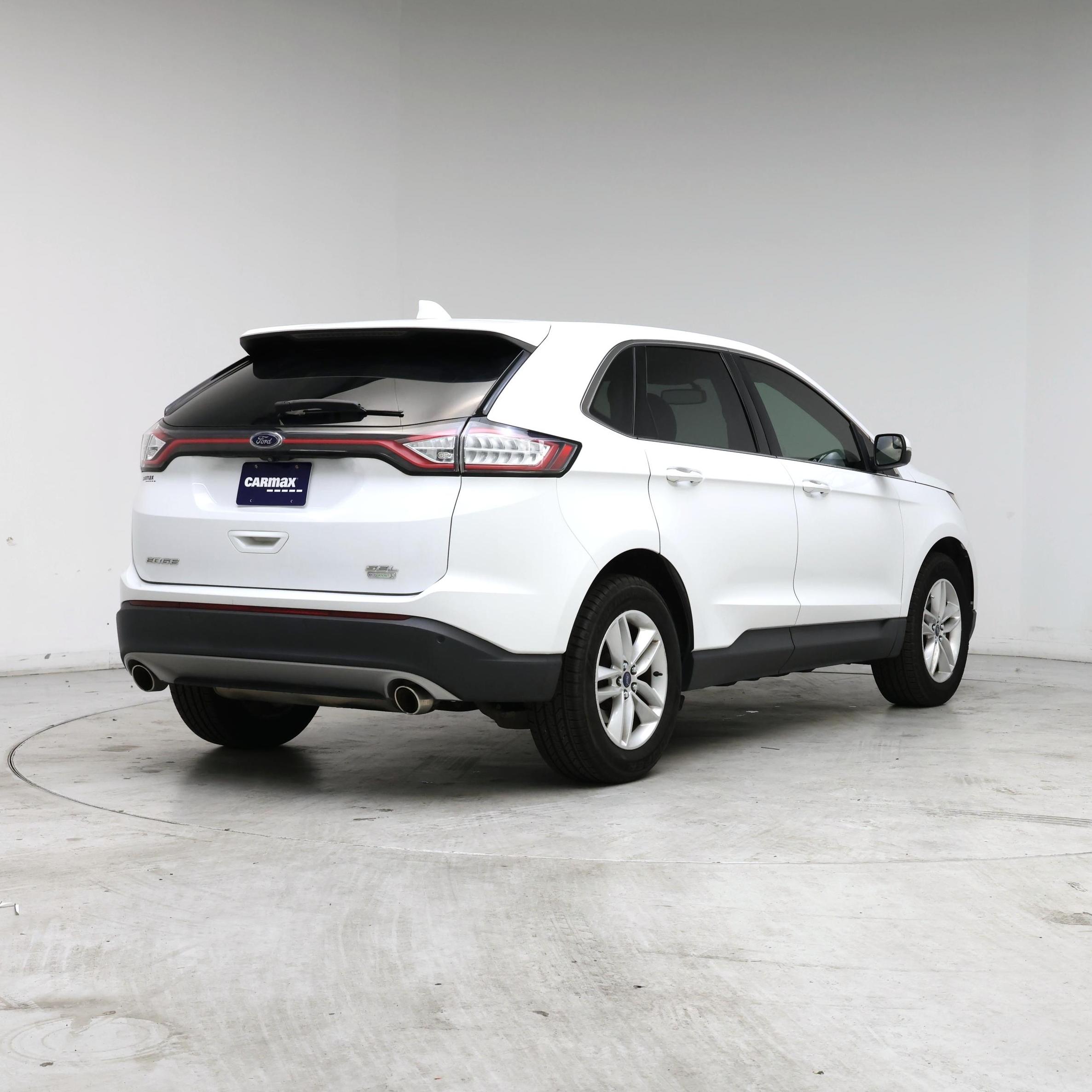 Thumbnail: 2017 Ford Edge - 8
