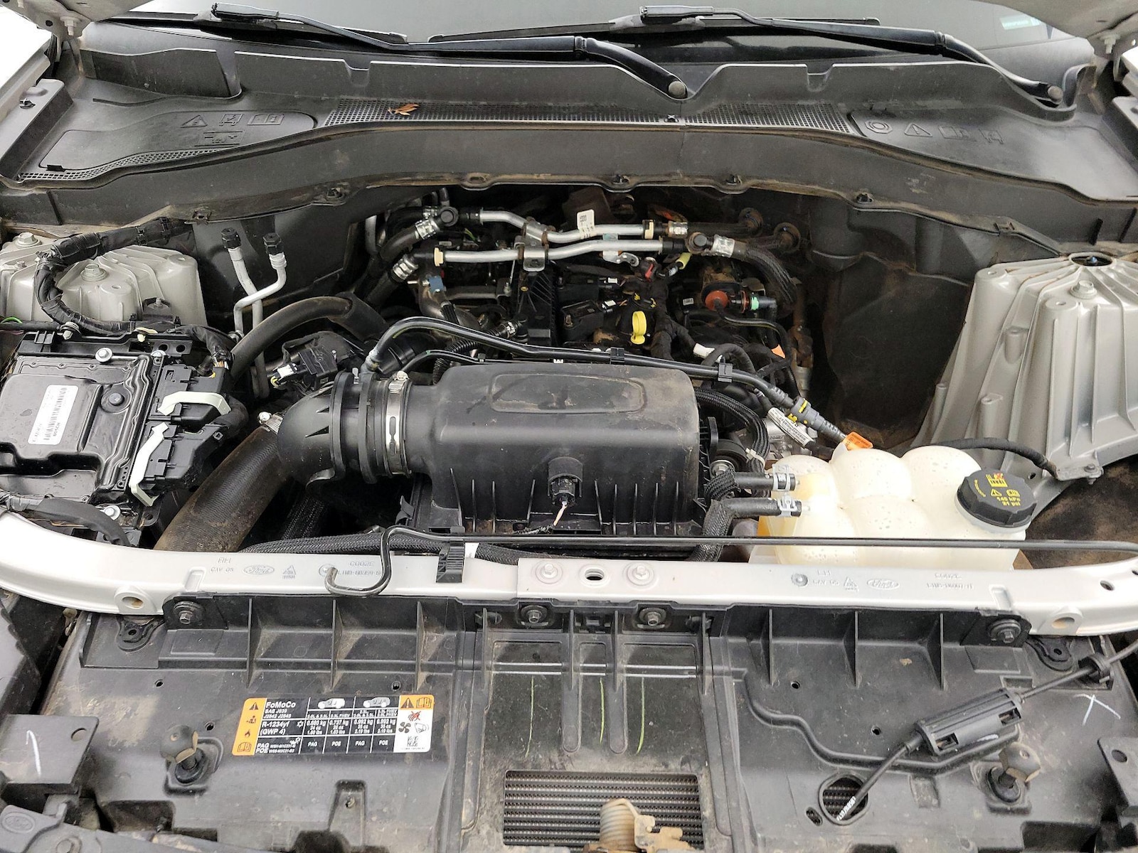 2023 Ford Explorer Base - Photo 18