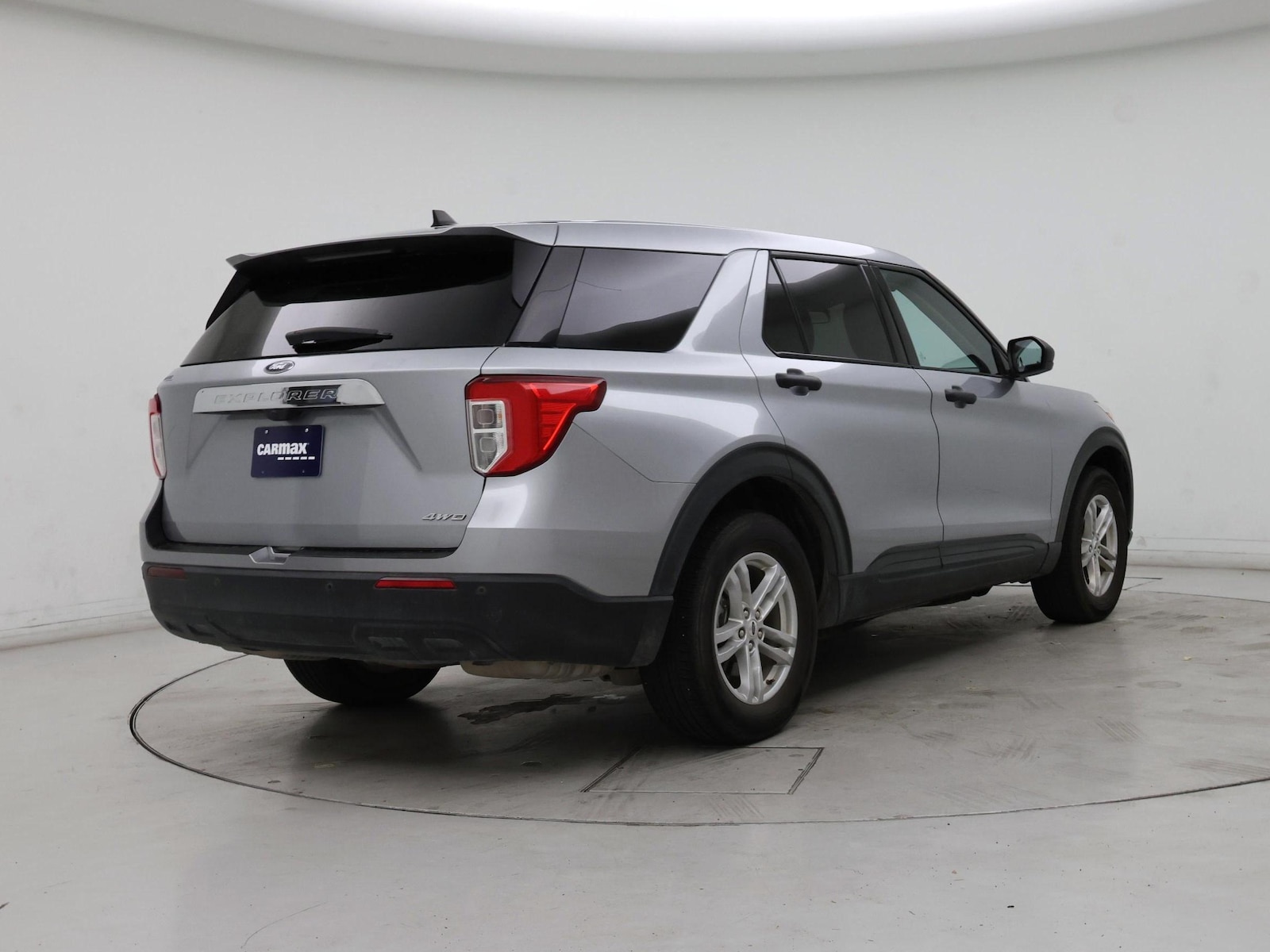 2023 Ford Explorer Base - Photo 9