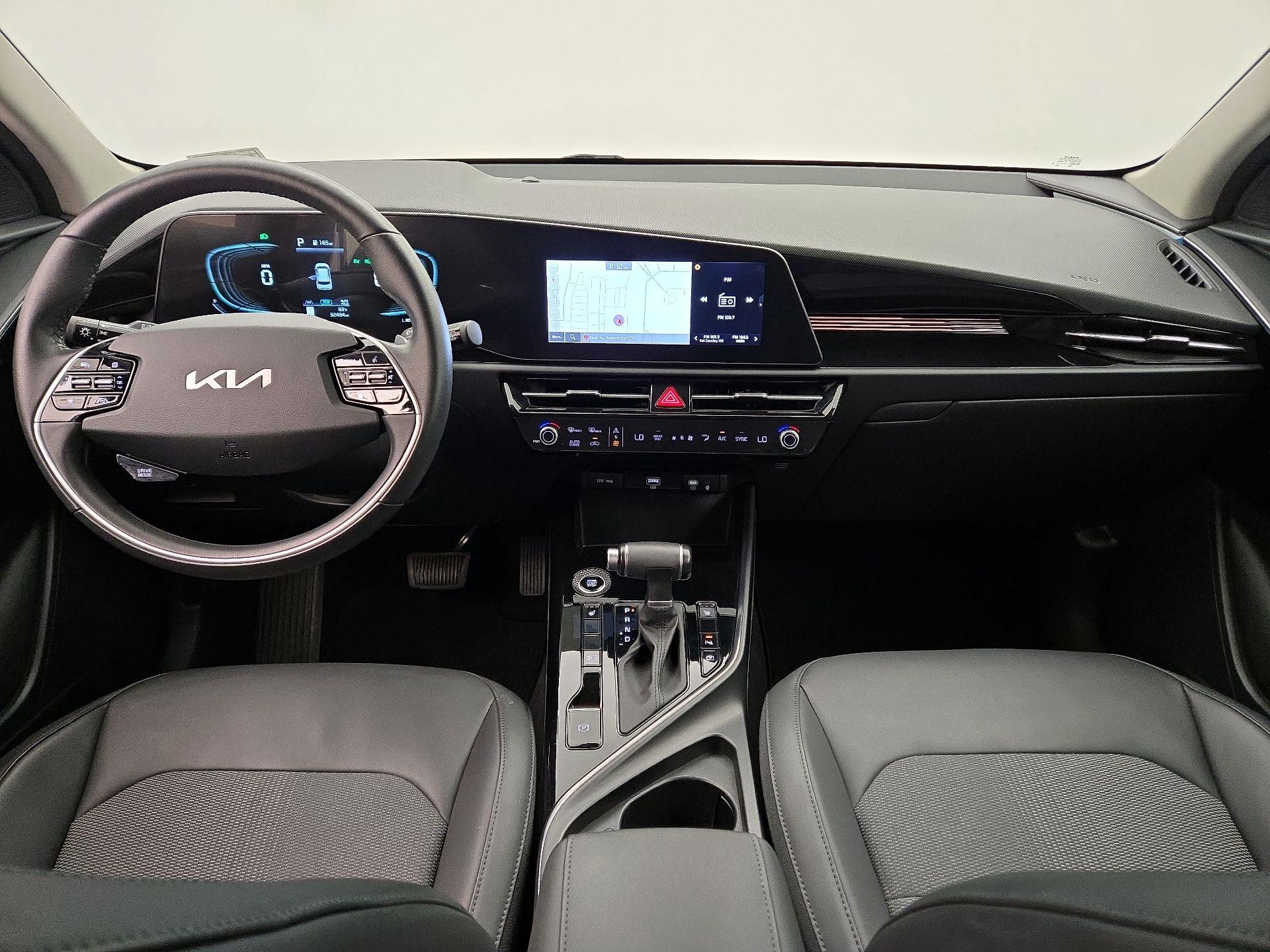 Thumbnail: 2023 Kia Niro - 9