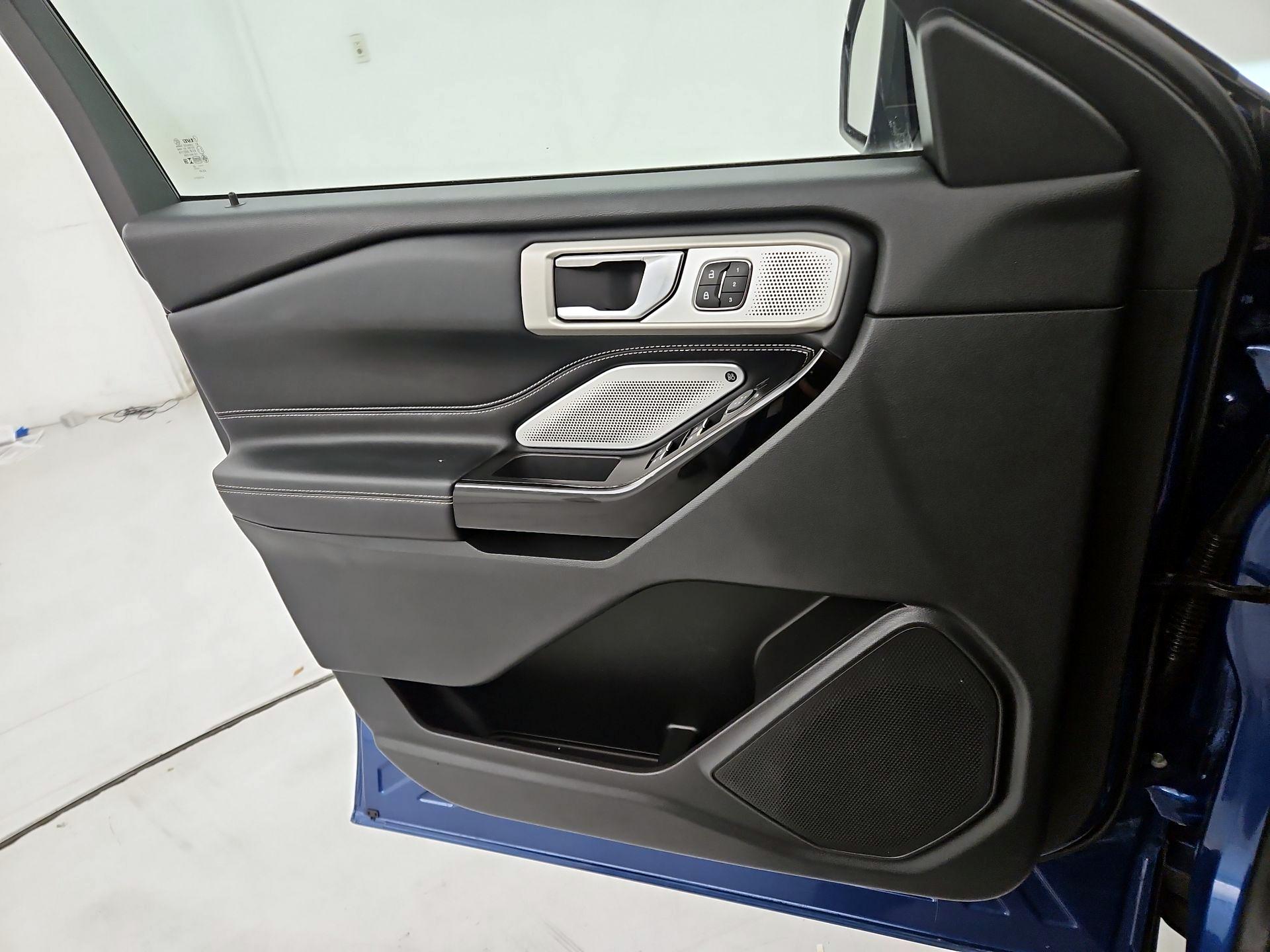 Thumbnail: 2021 Ford Explorer - 12