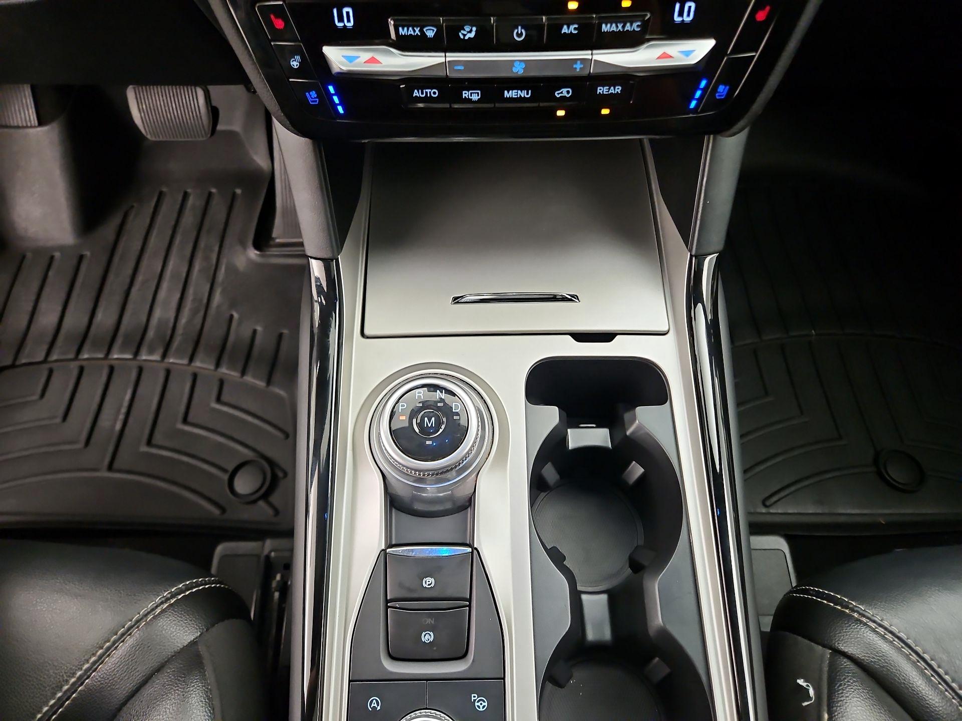 Thumbnail: 2021 Ford Explorer - 18