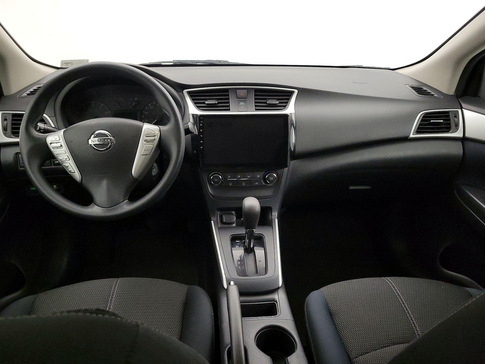 2016 Nissan Sentra S - Photo 10