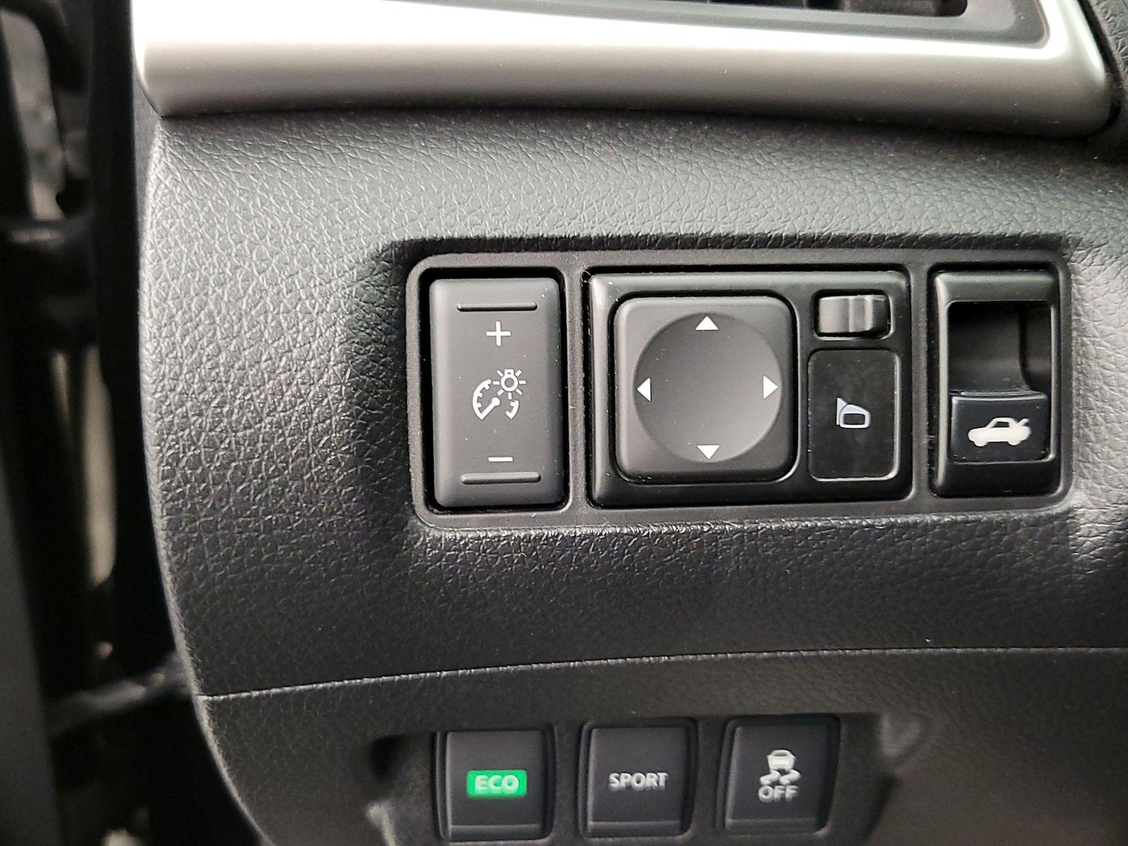 2016 Nissan Sentra S - Photo 14