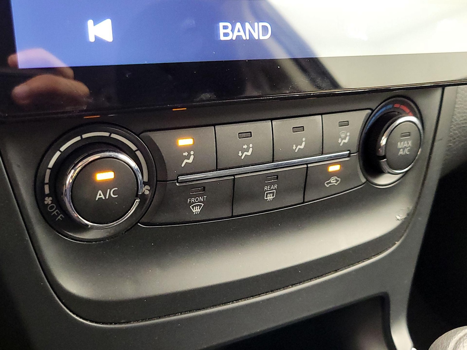 2016 Nissan Sentra S - Photo 16
