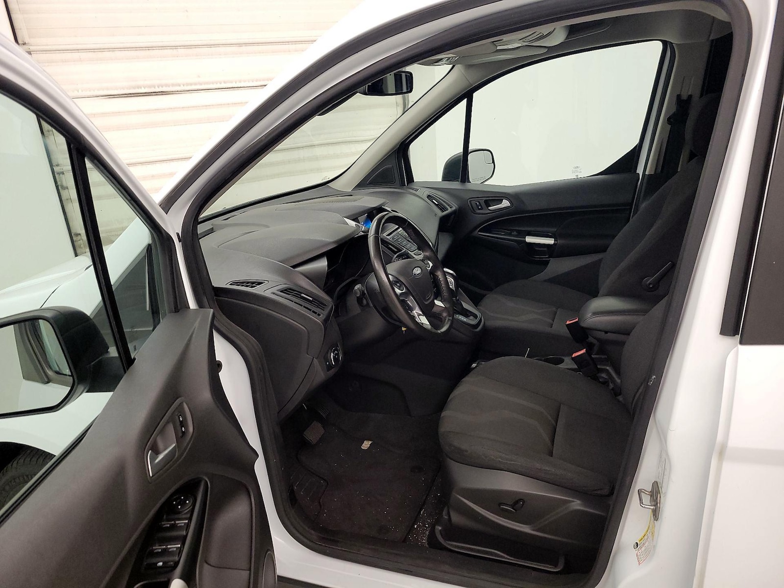 Power Seat(s) & Side Airbags